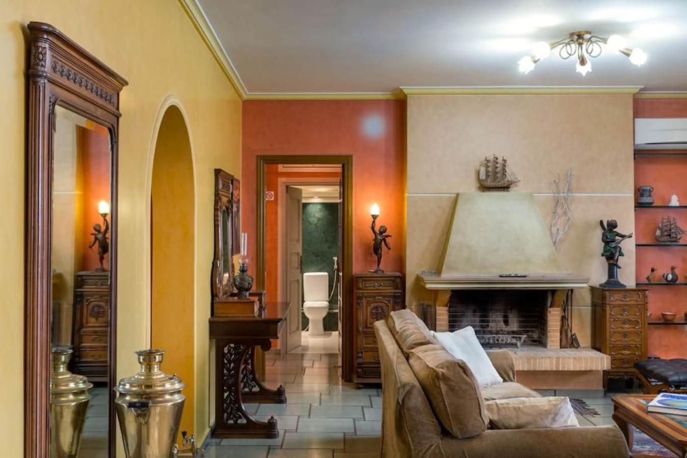 165 sm 4BR Penthouse Maisonette Apartment