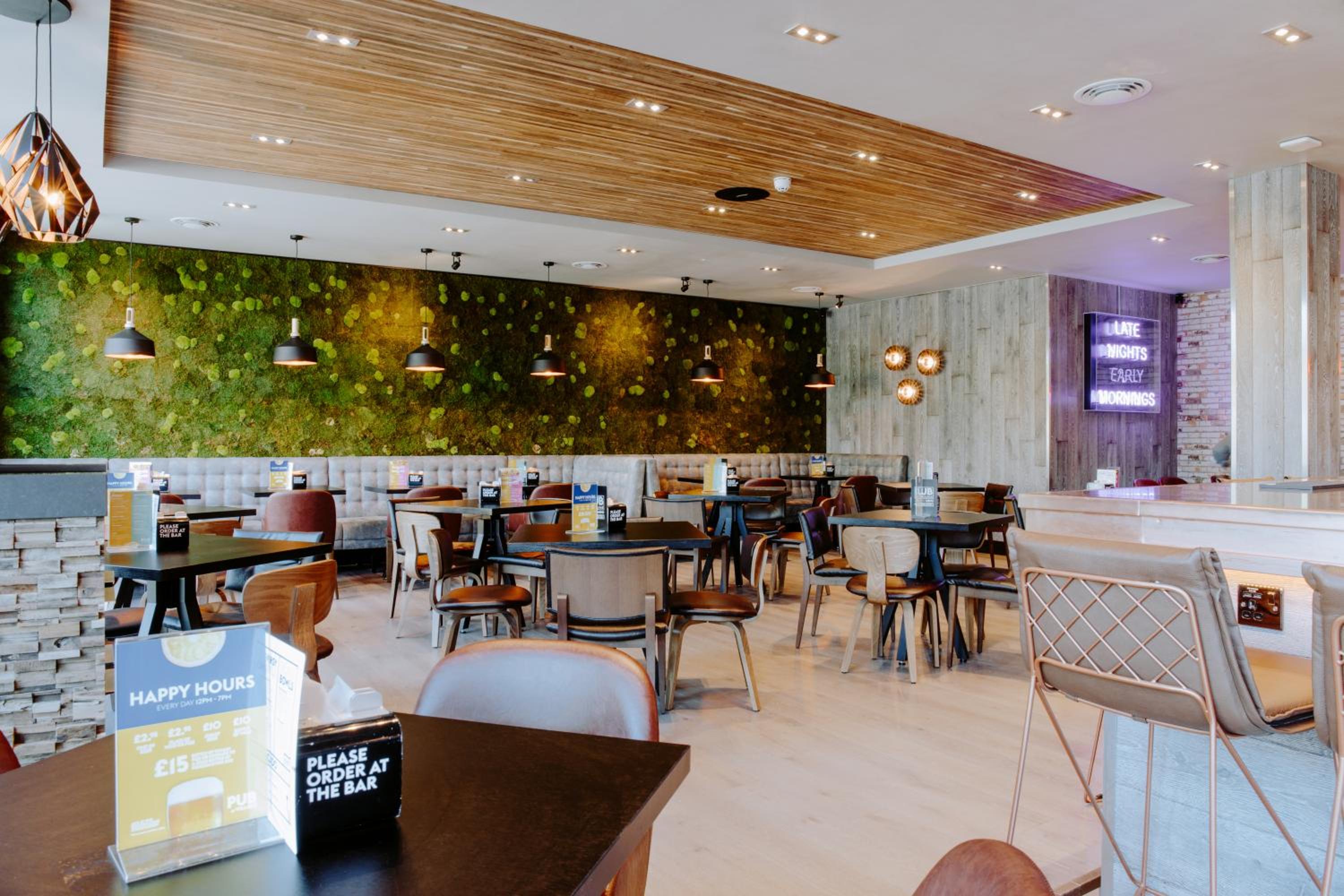 Walsall Vacations - Village Hotel Birmingham Walsall - Property Image 6