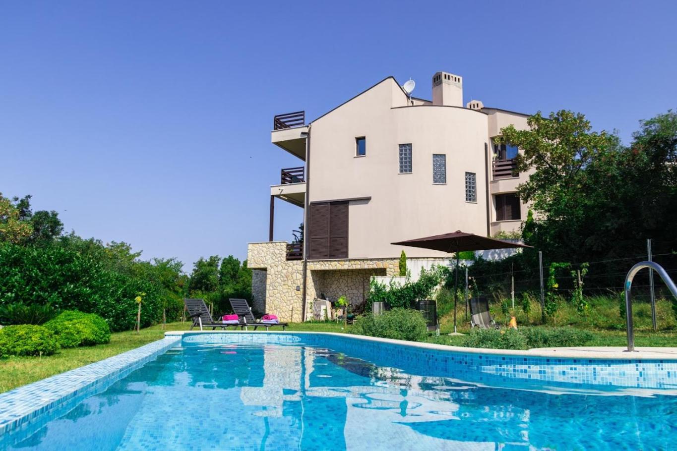 Holiday Home Villa Lion's House view 3