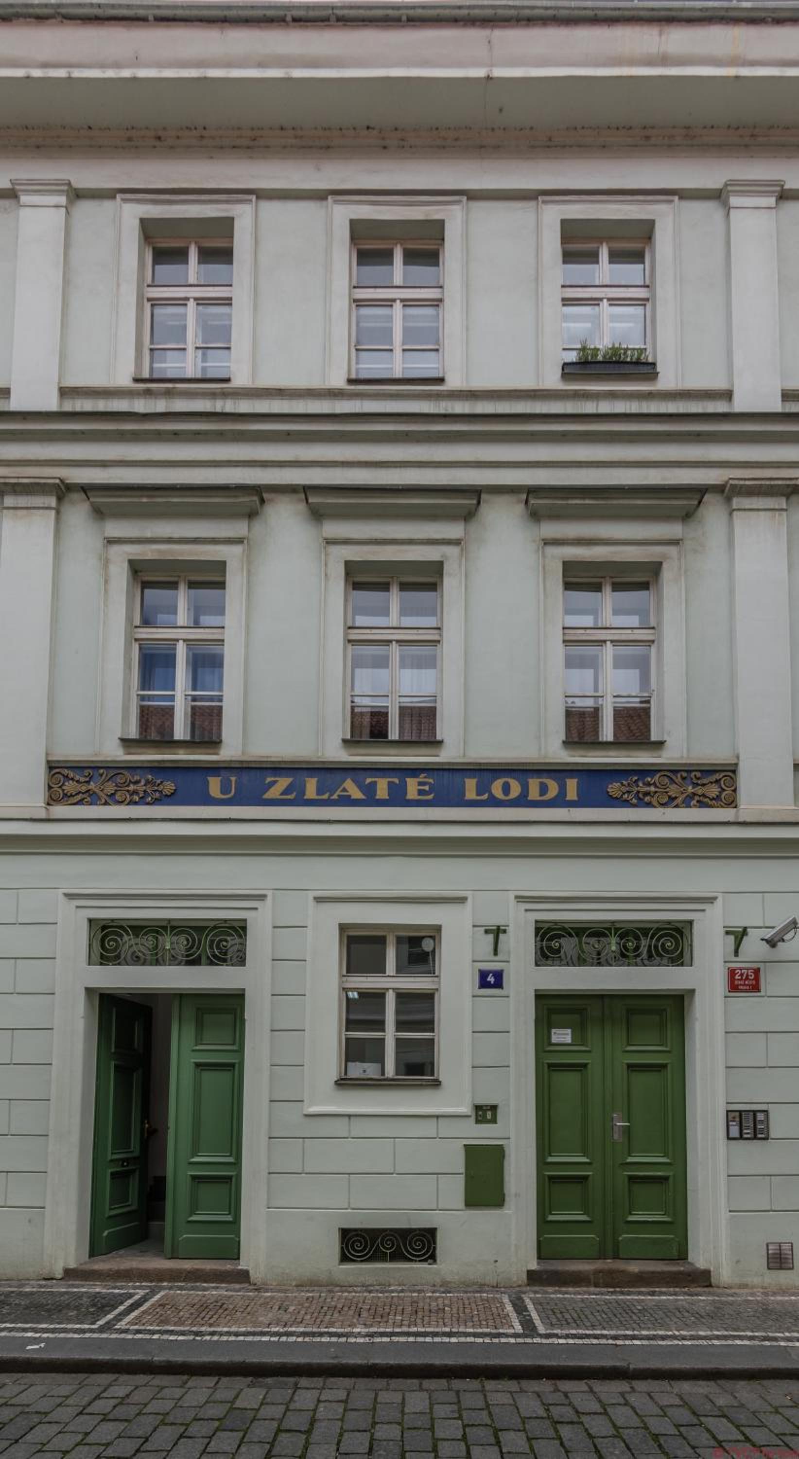 The RoadHouse Prague