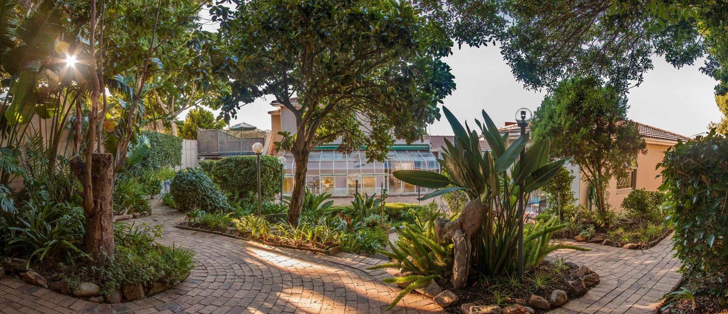 Maroela House Guest Accommodation