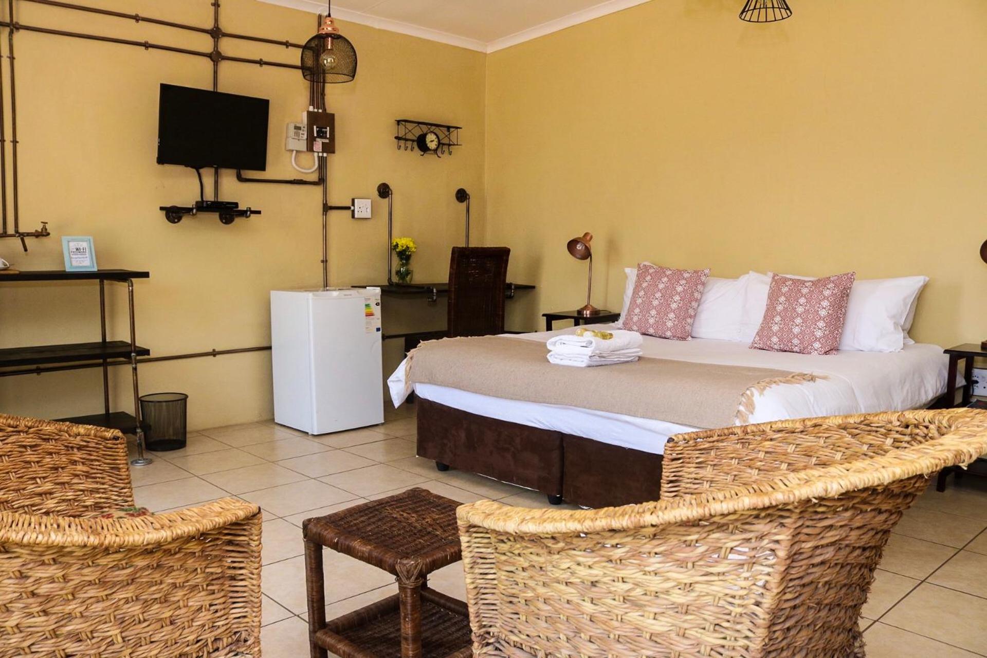 Horse's Neck Guest Lodge