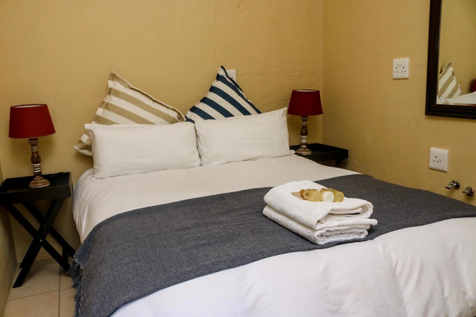 Horse's Neck Guest Lodge