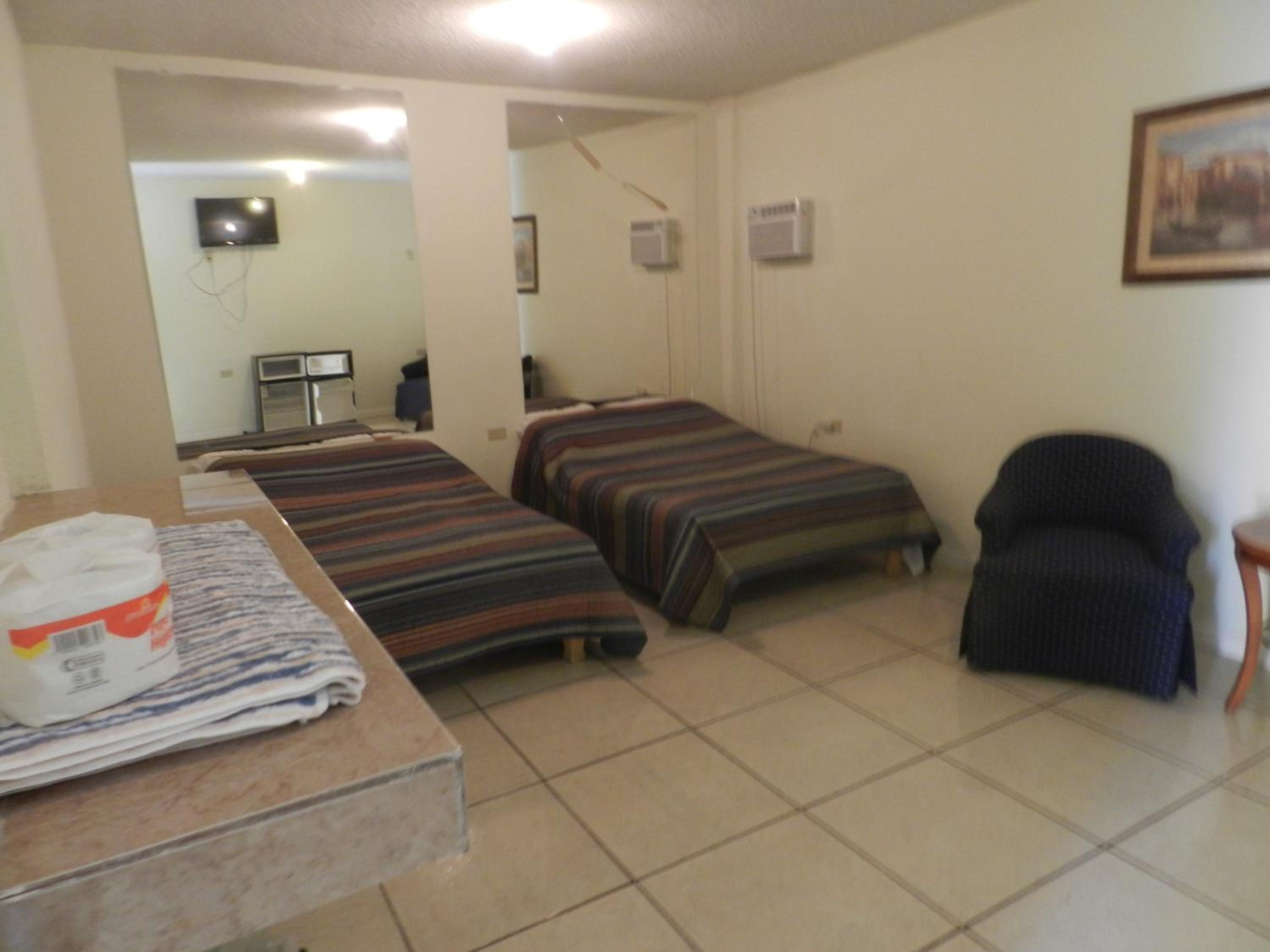 Consul Suites