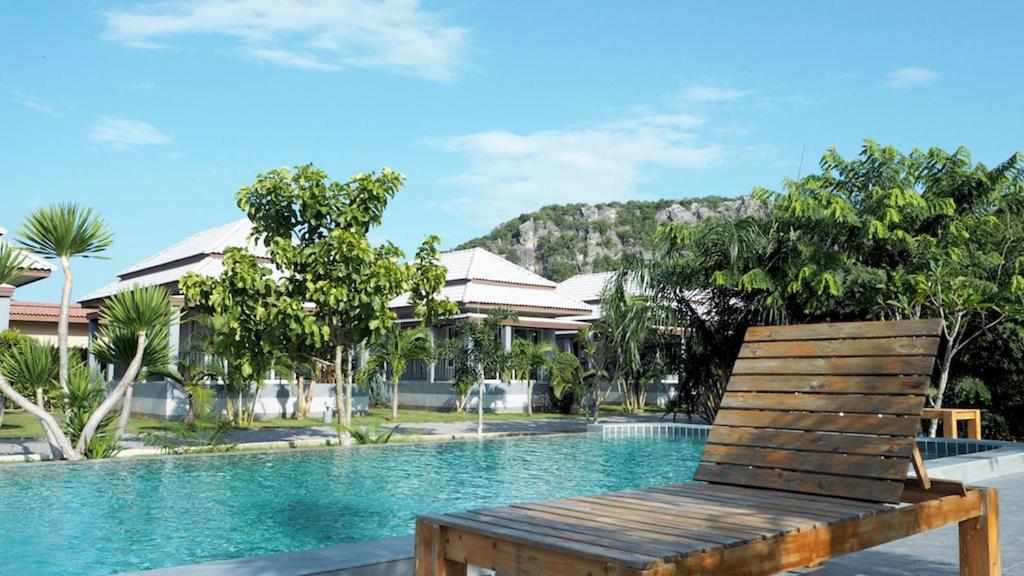 Pran Buri Vacations - KP Mountain Beach - Property Image 1