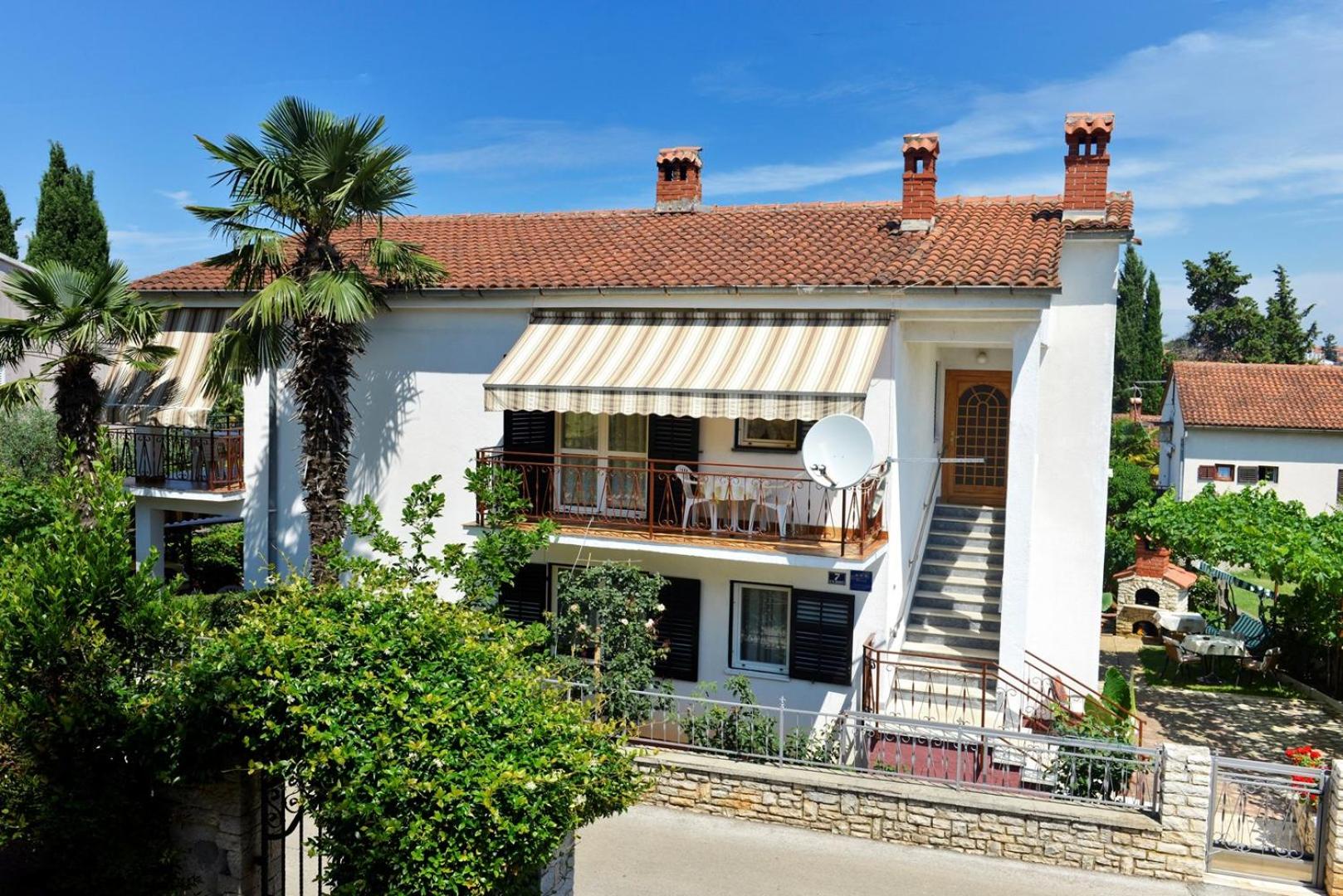 Apartment Complex Nevia - Property Image 1