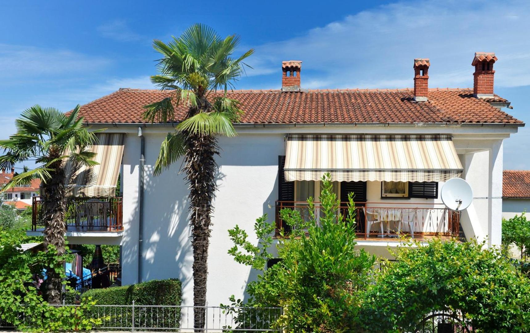 Apartment Complex Nevia - Property Image 2