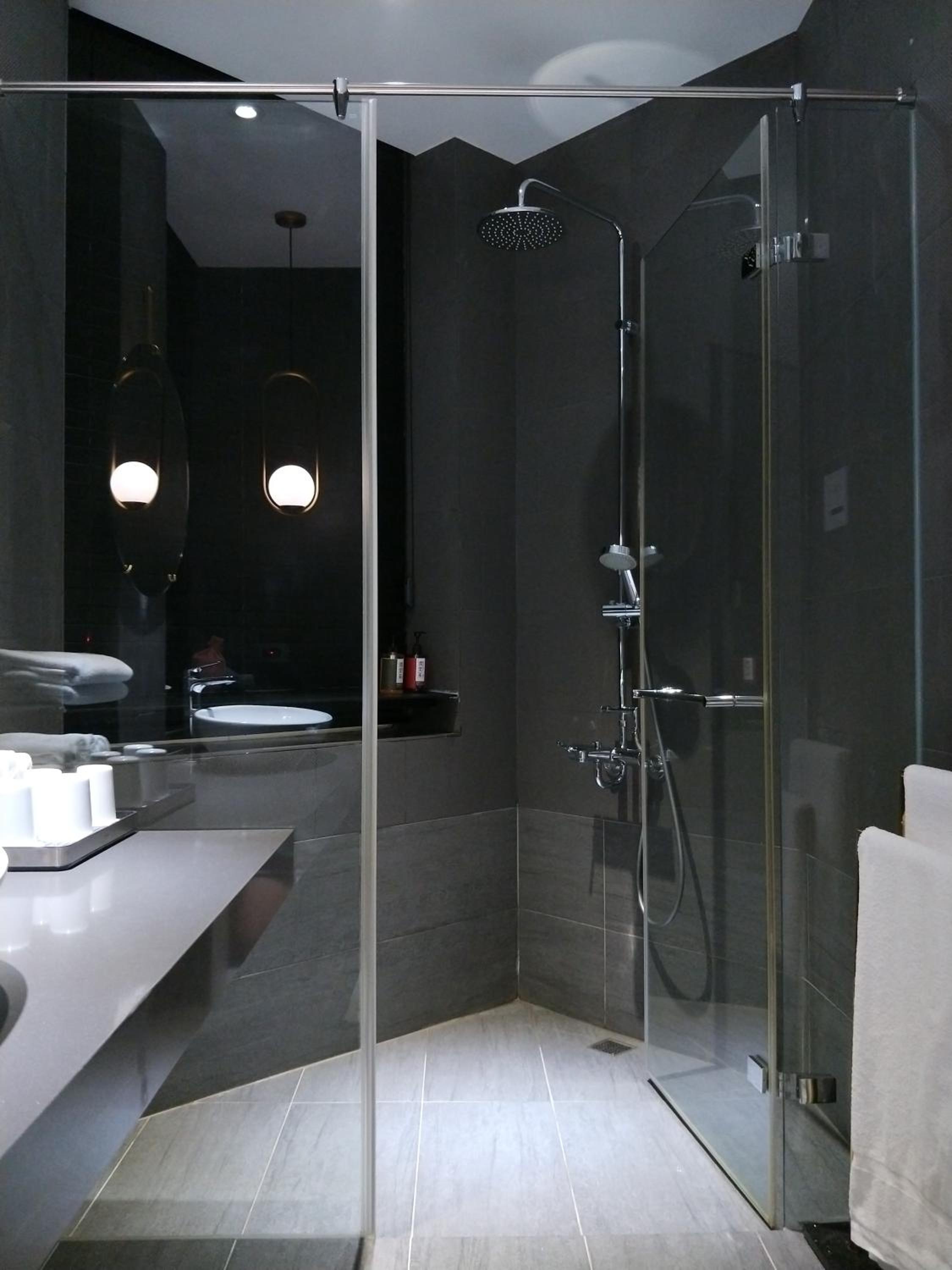 小小邸 Small Hotel