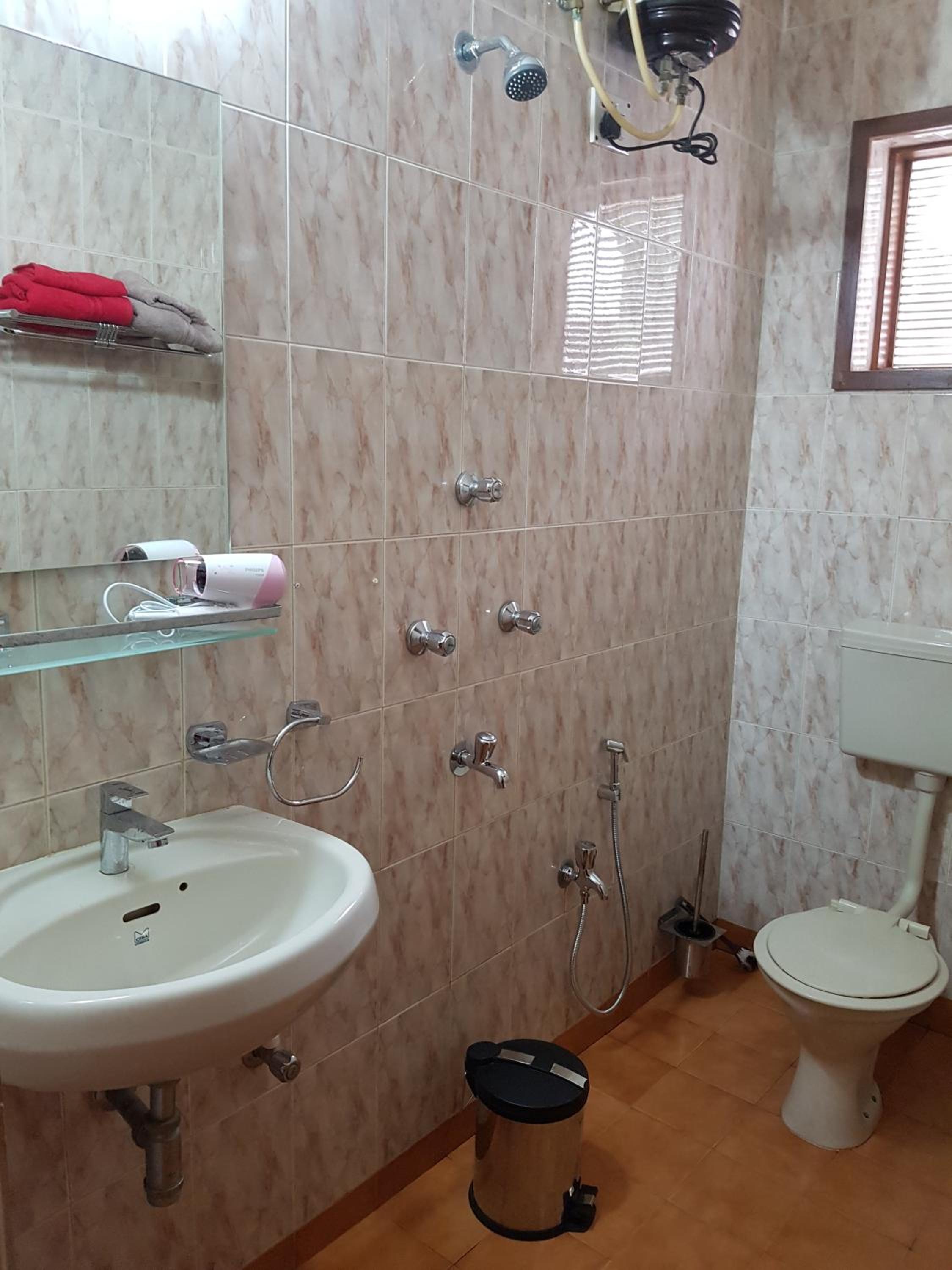 Photo 18