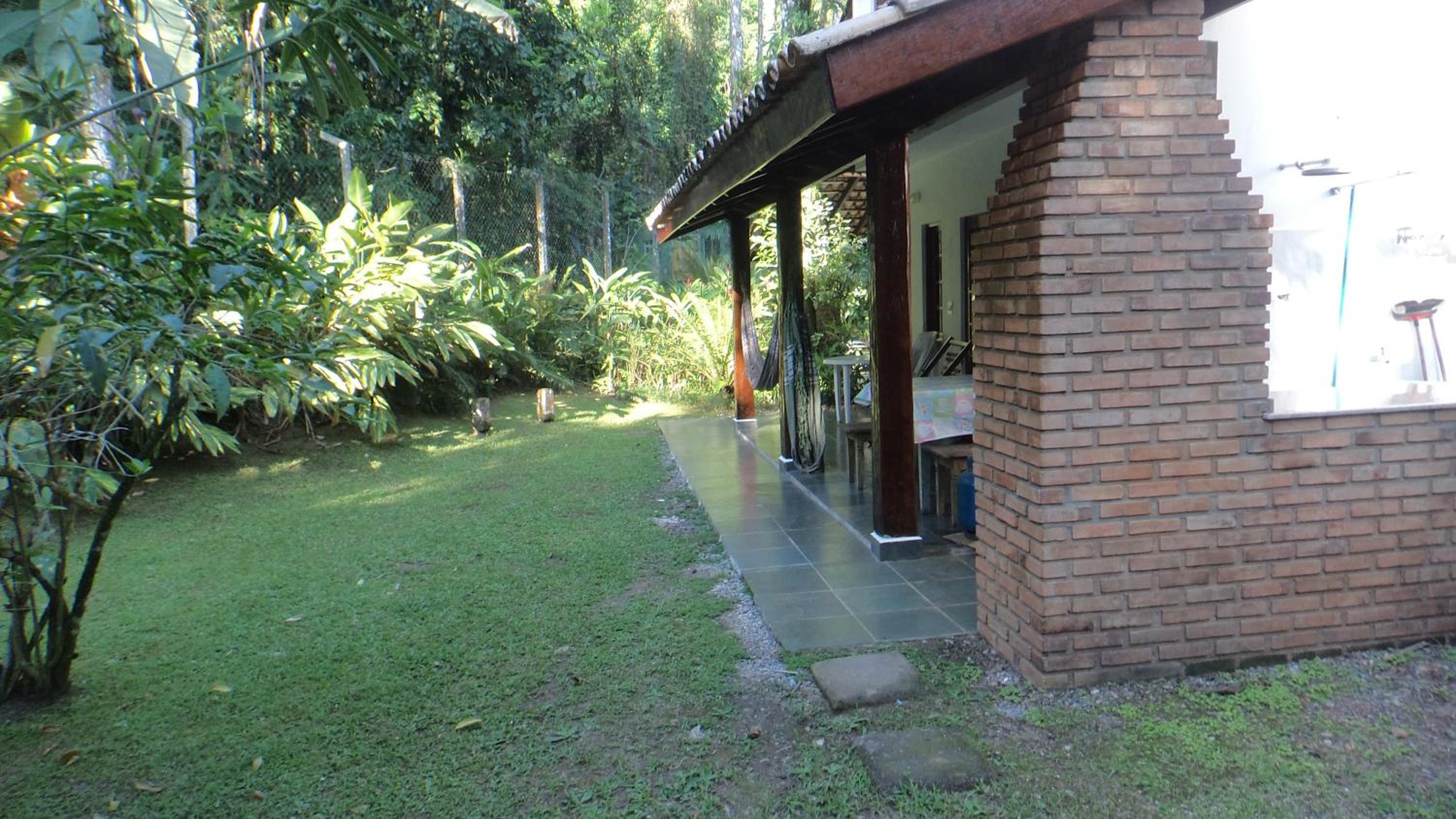 CASA CONDOMÍNIO FECHADO