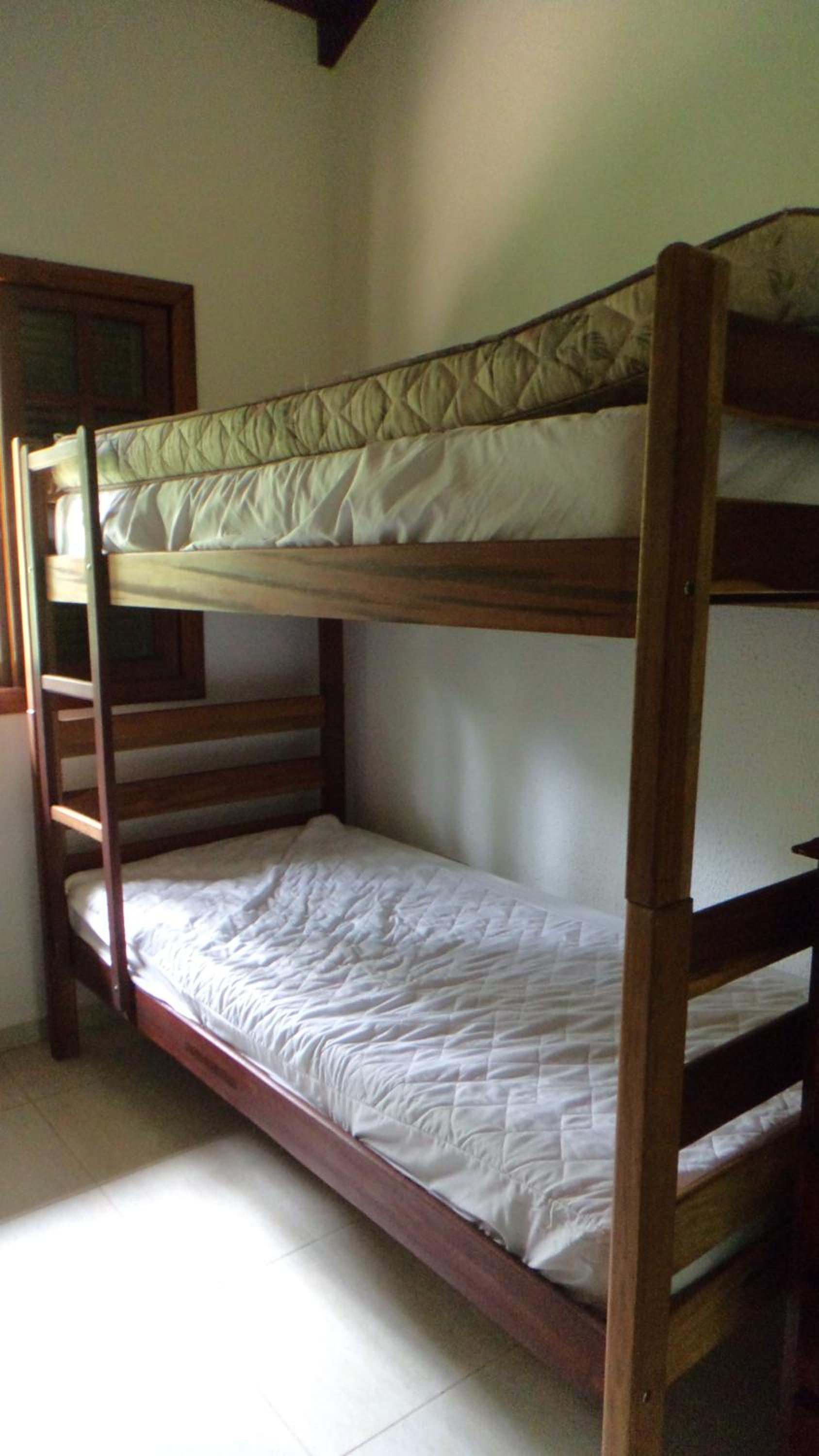 CASA CONDOMÍNIO FECHADO