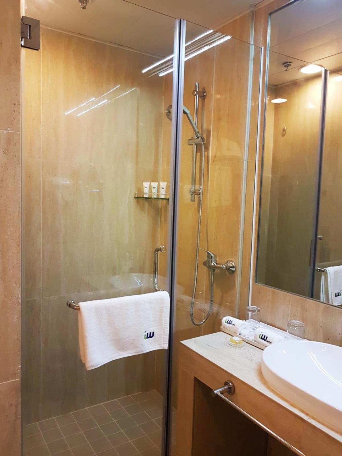 IW Hotel, photo 27