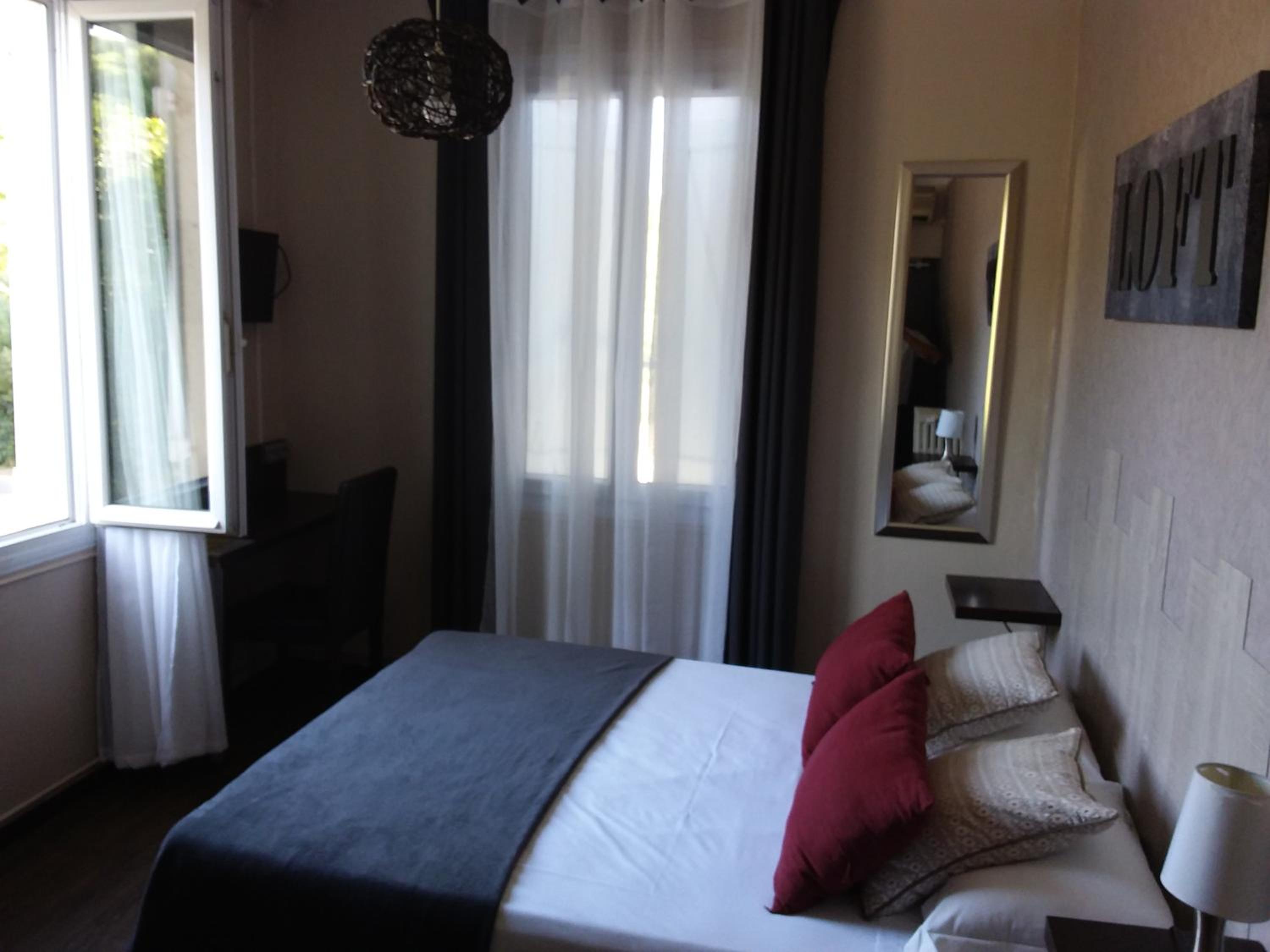 Sainte-Maxime Vacations - La Casa Mia - Property Image 1