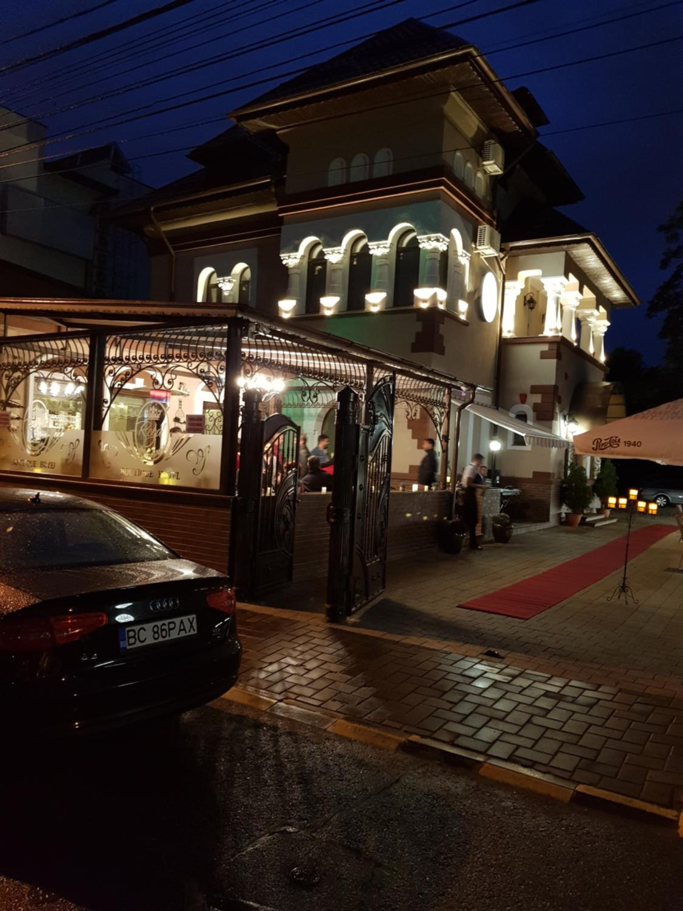 Boutique Tosca Regal view 3