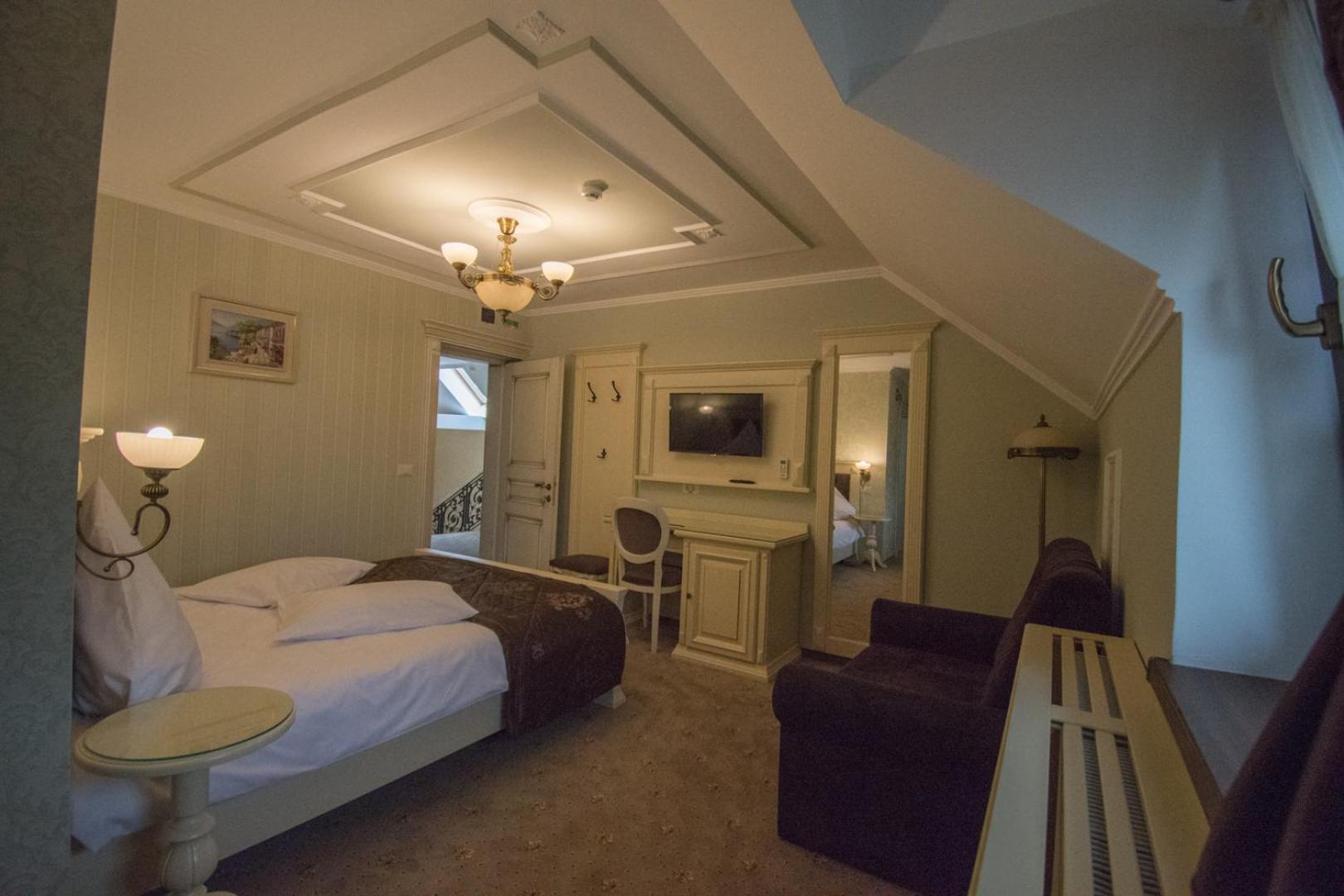 Boutique Tosca Regal view 2