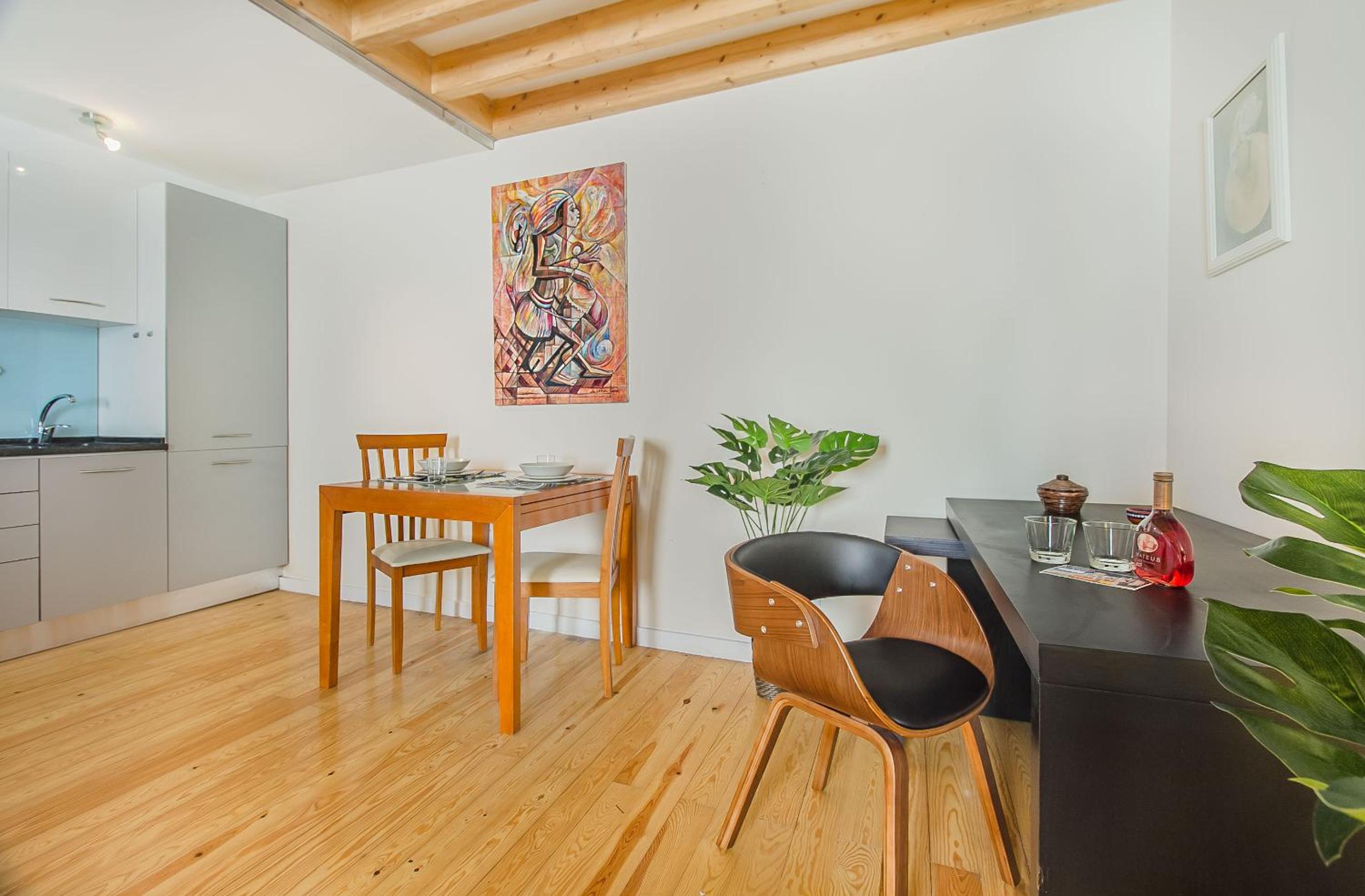 Cozy Duplex in the Picturesque Graça view 5