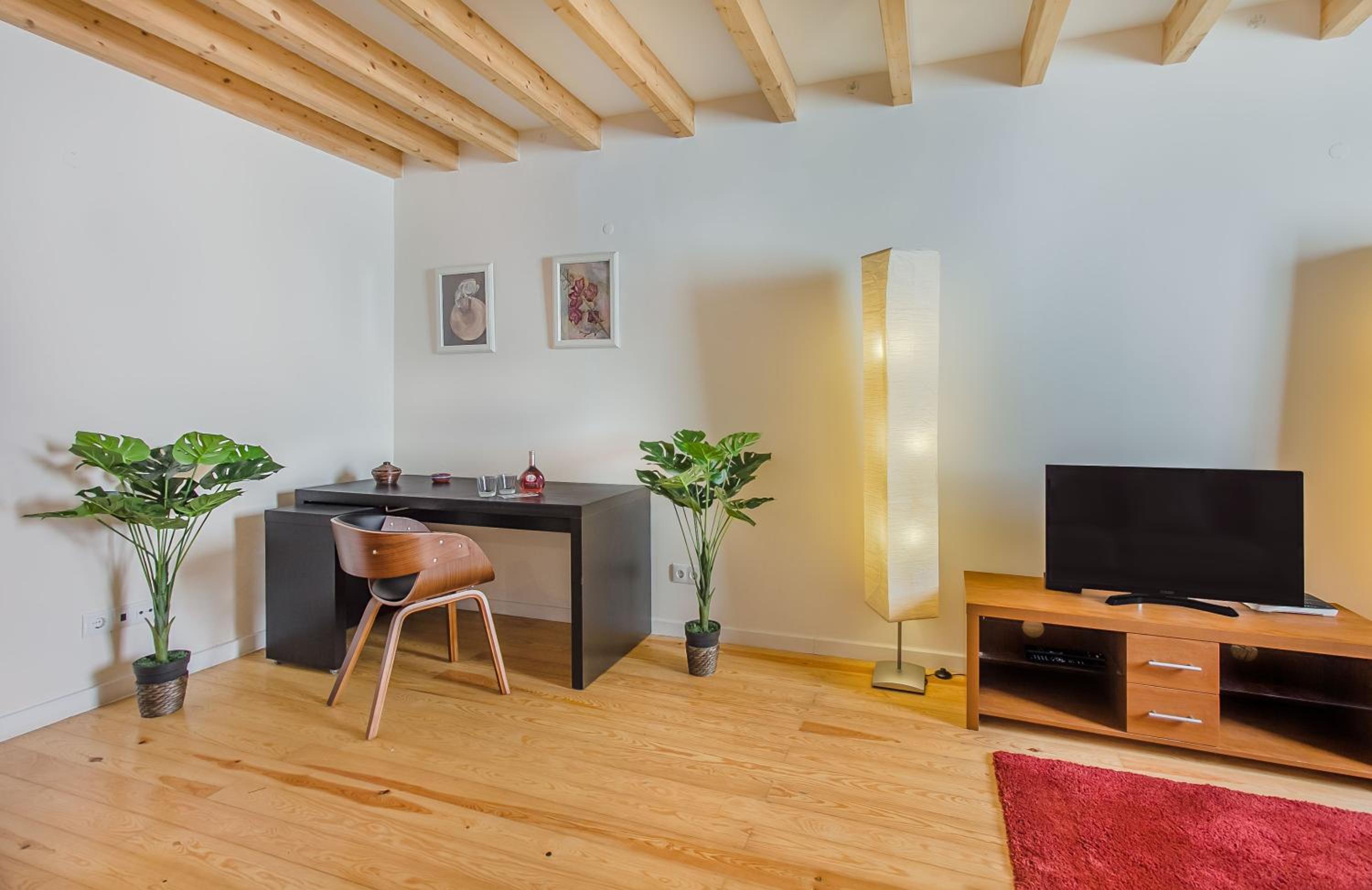Cozy Duplex in the Picturesque Graça view 3