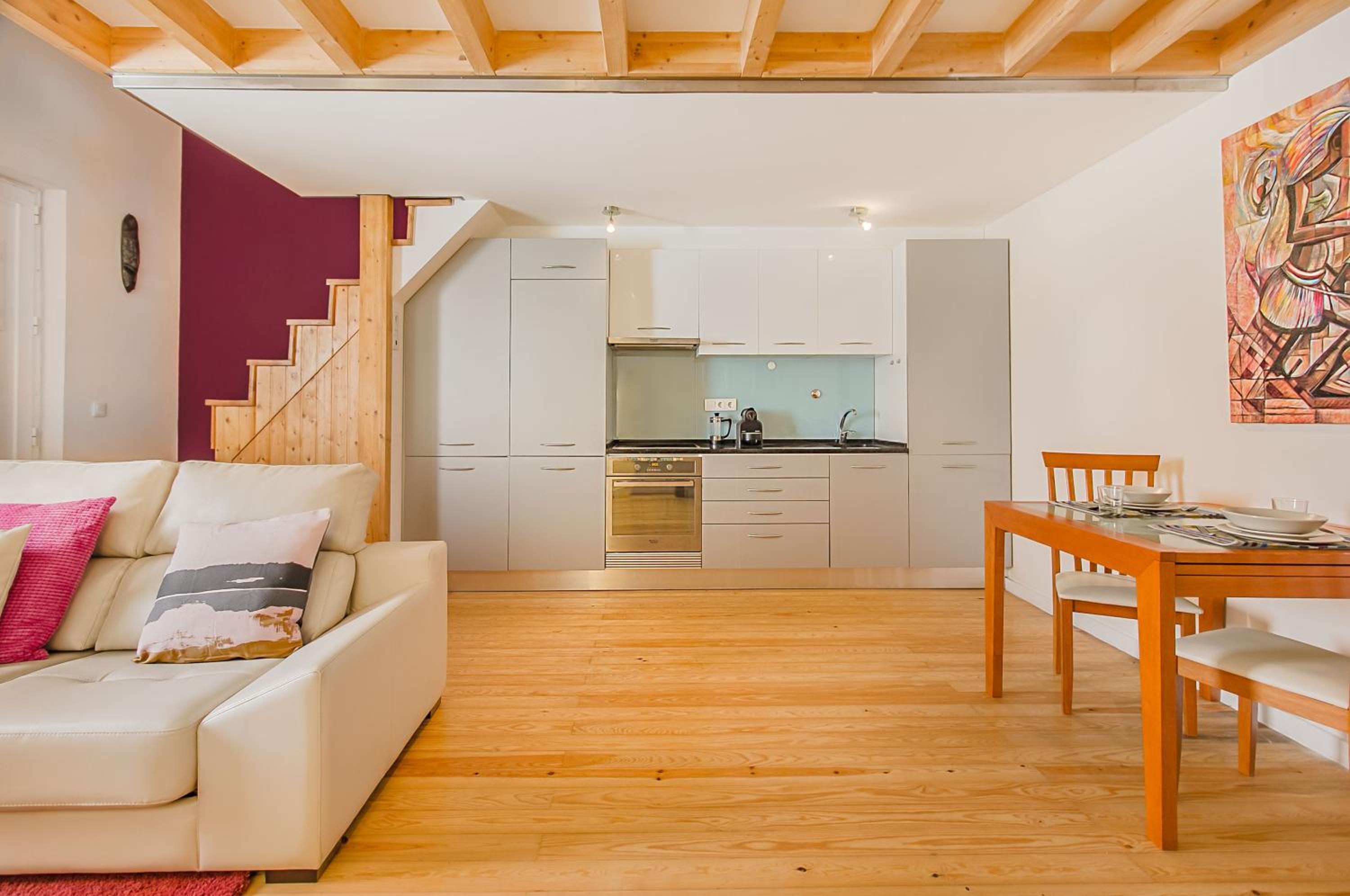 Cozy Duplex in the Picturesque Graça view 4