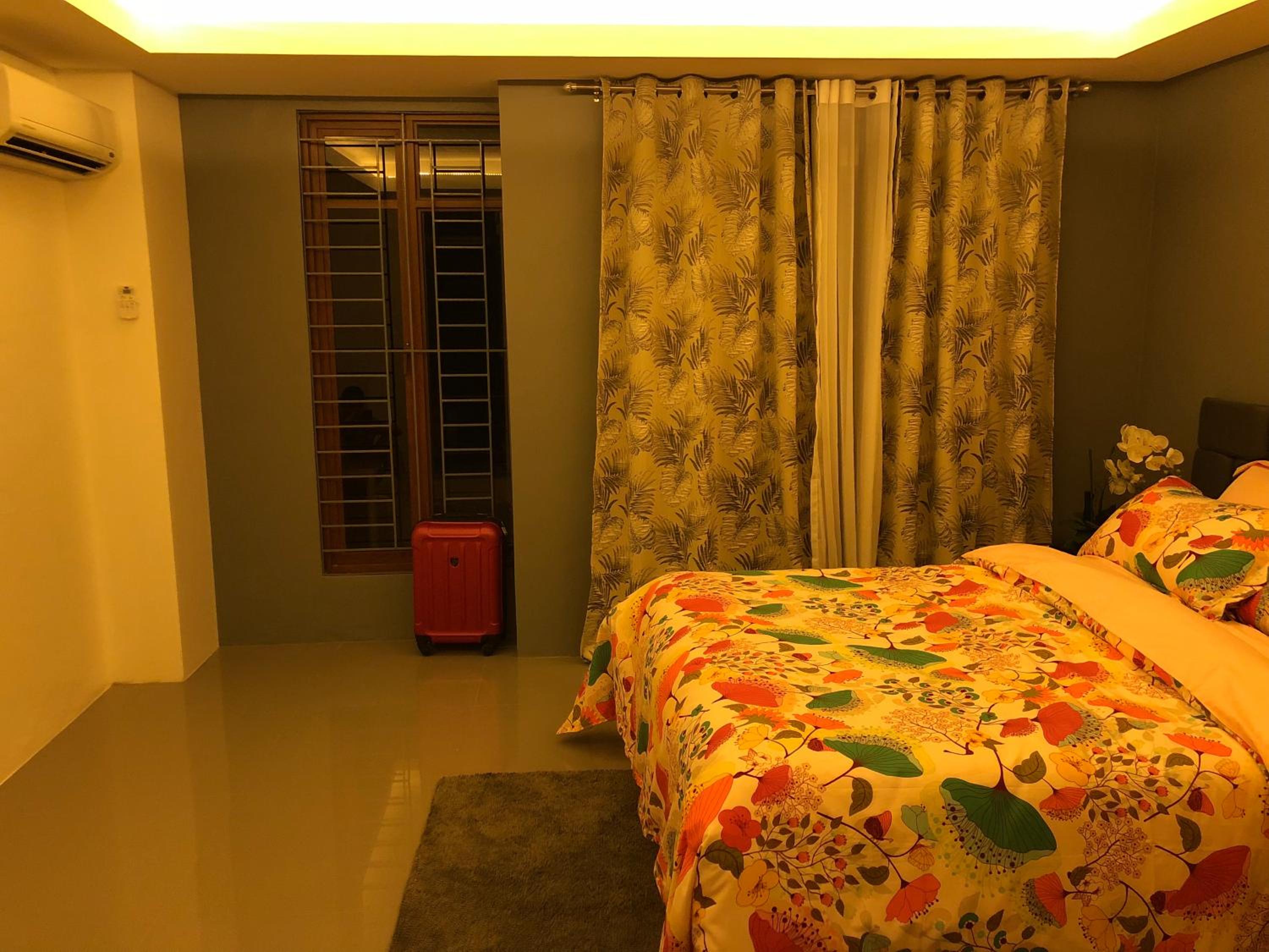 *3BR/*3Bath Fully Furnished Town House - BICOL — photo 9