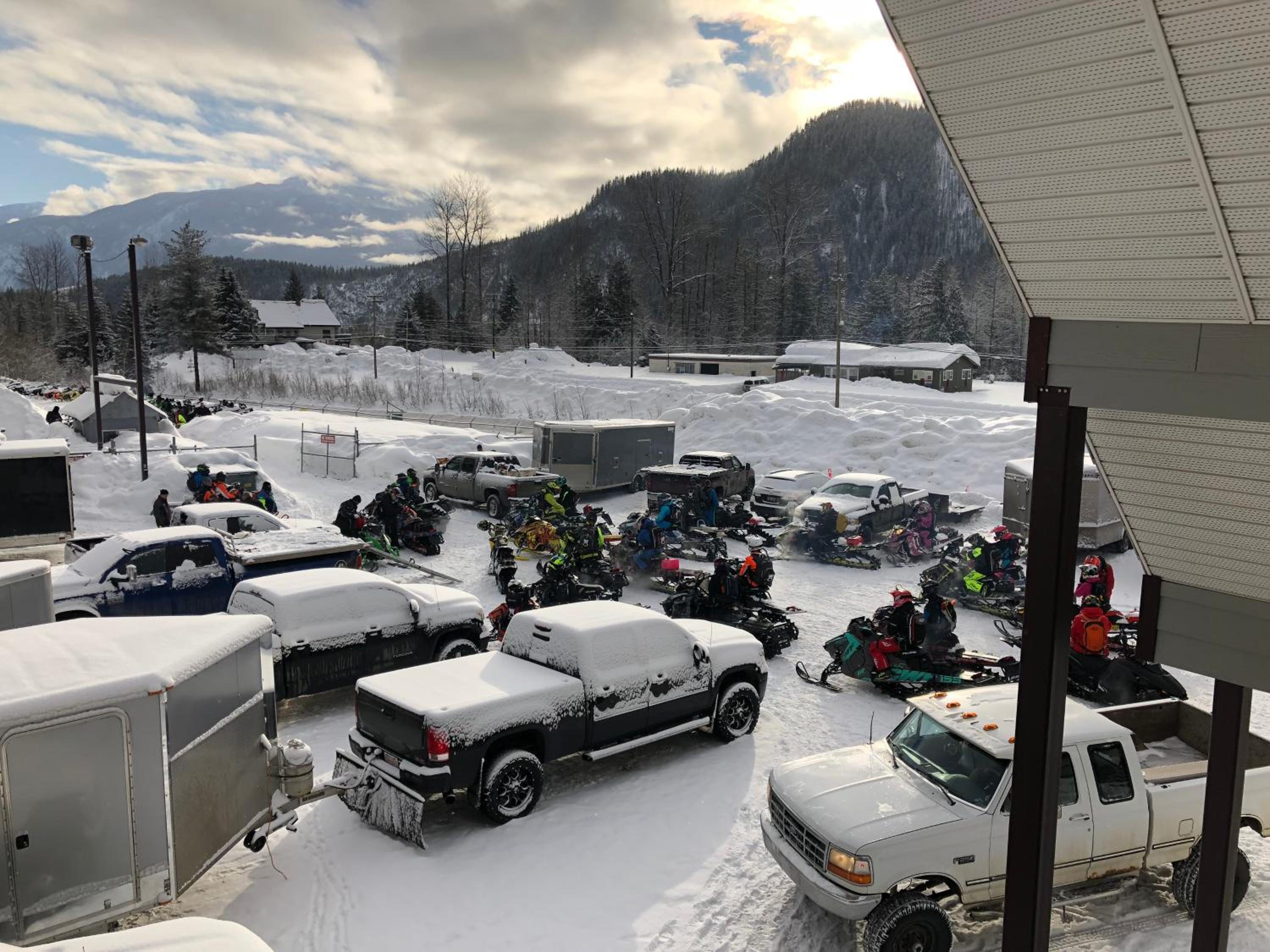 Peaks Lodge