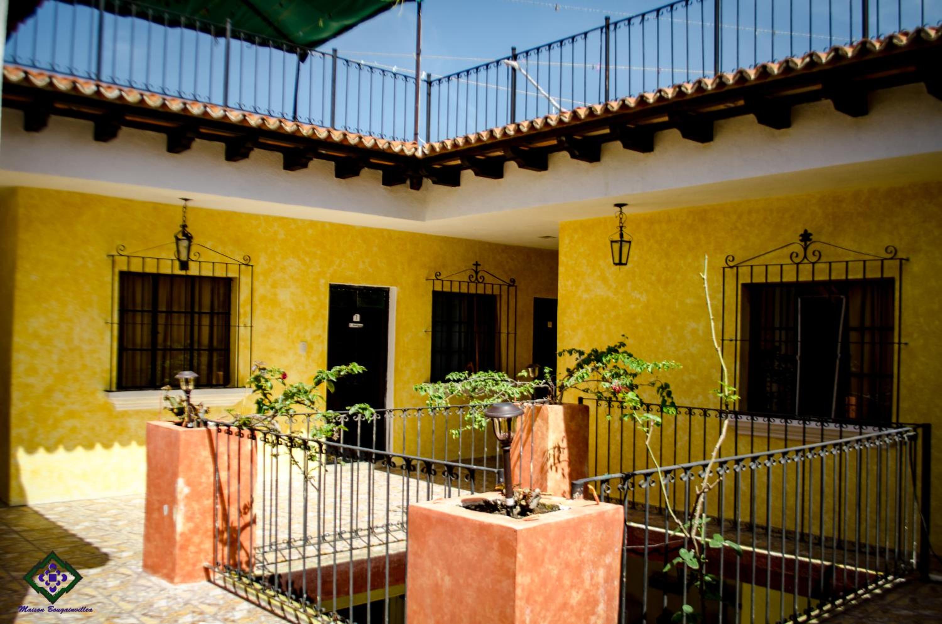 Maison Bougainvillea