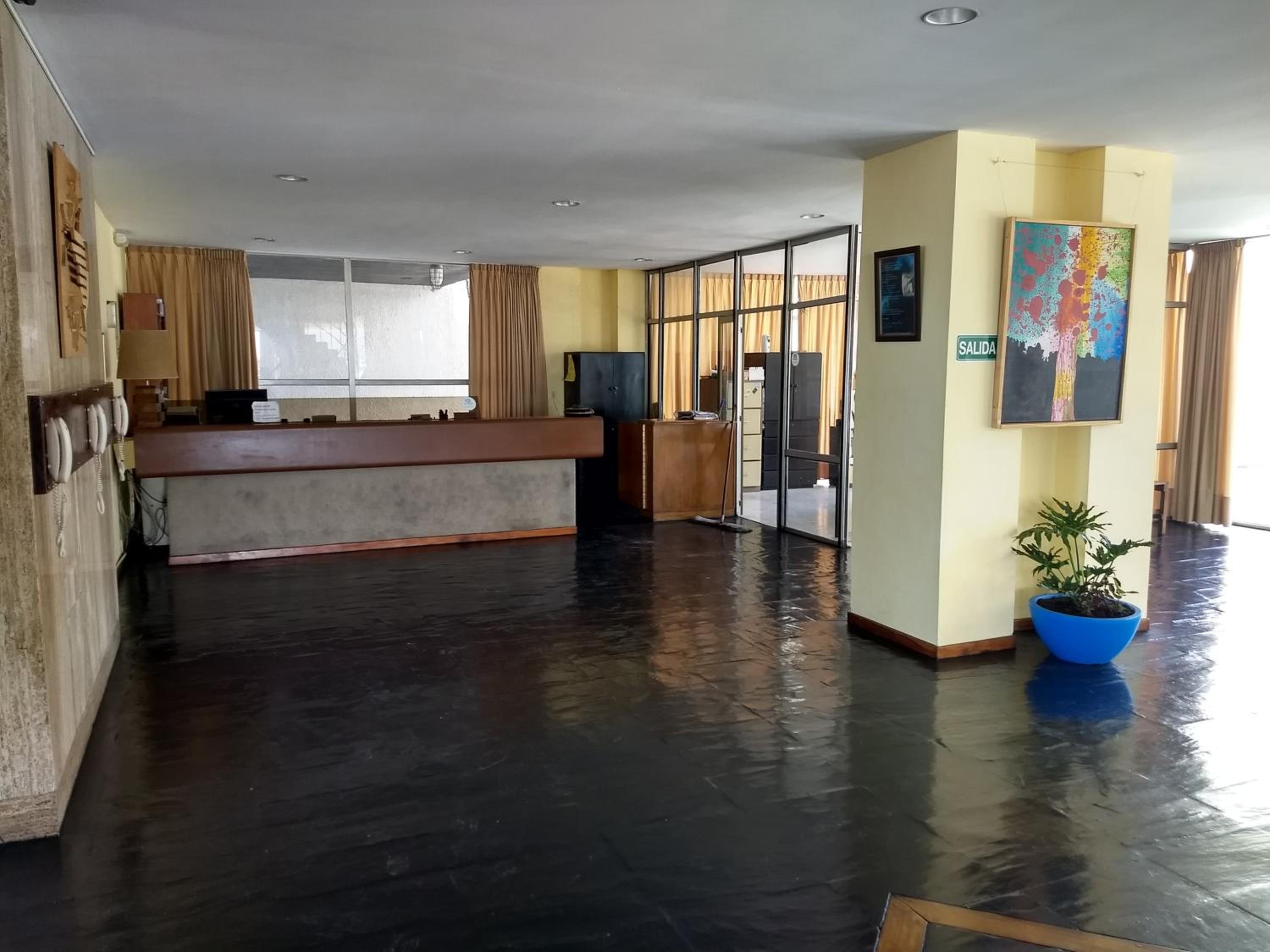recepcion & lobby