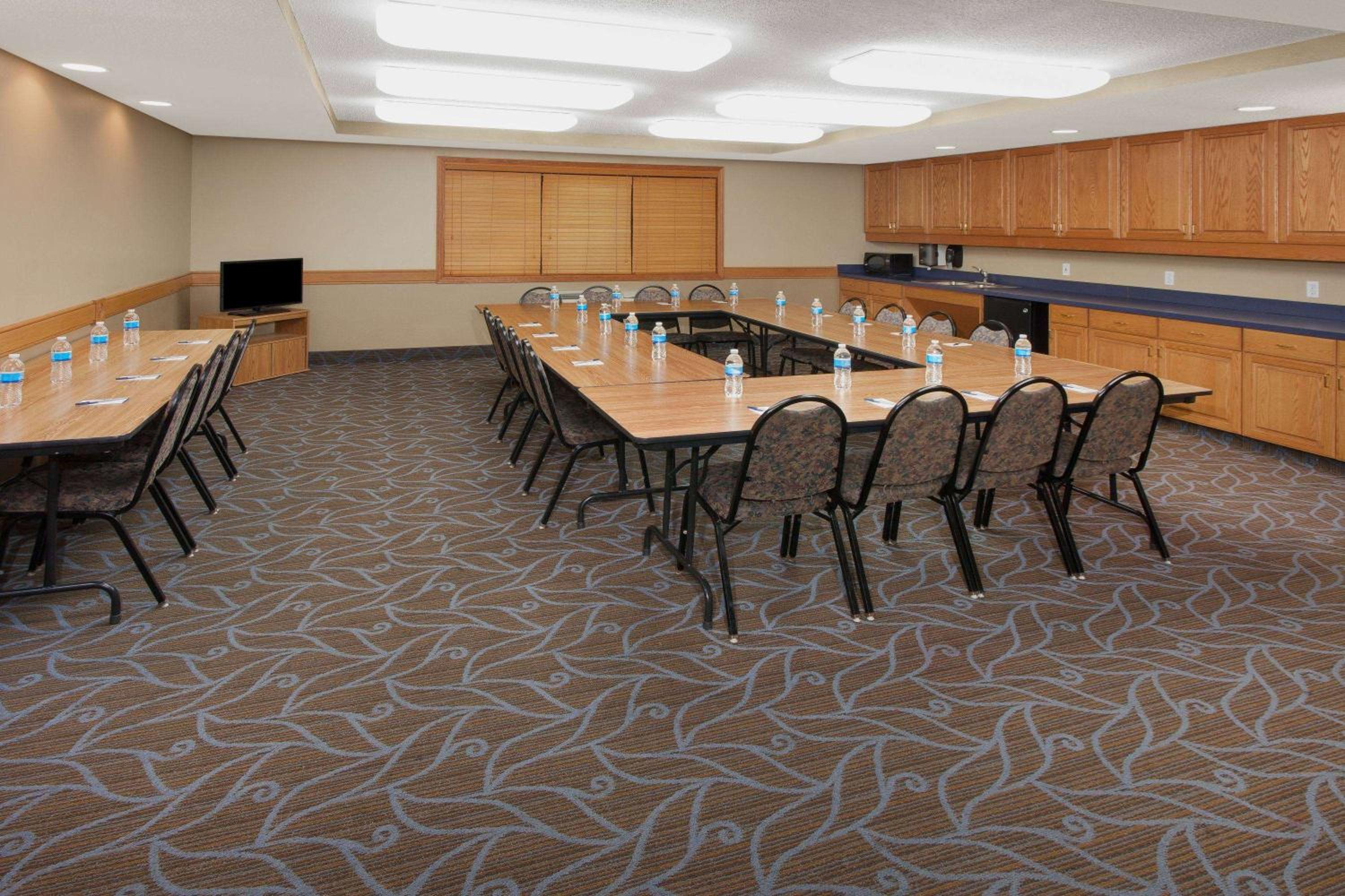 AmericInn by Wyndham Webster City