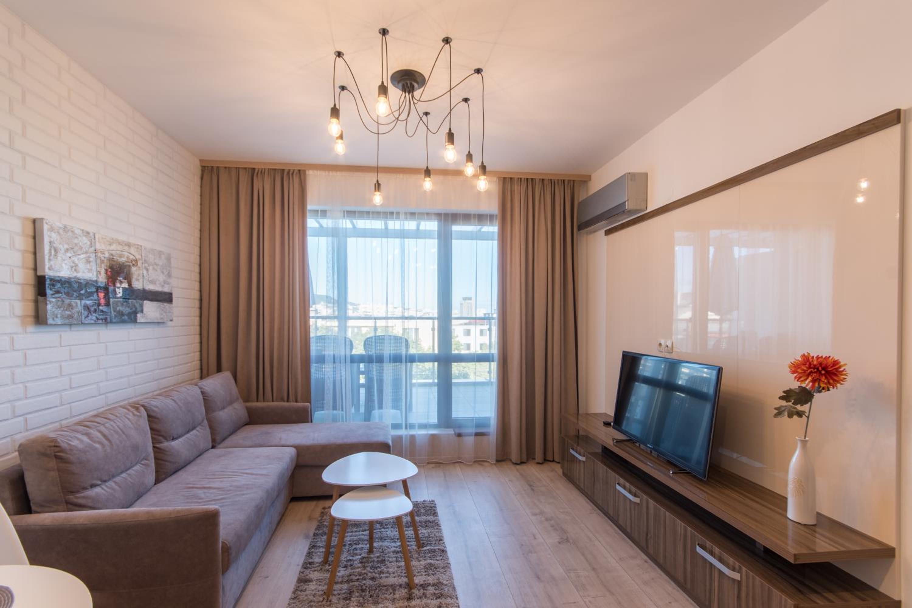 City Apartments Triumph