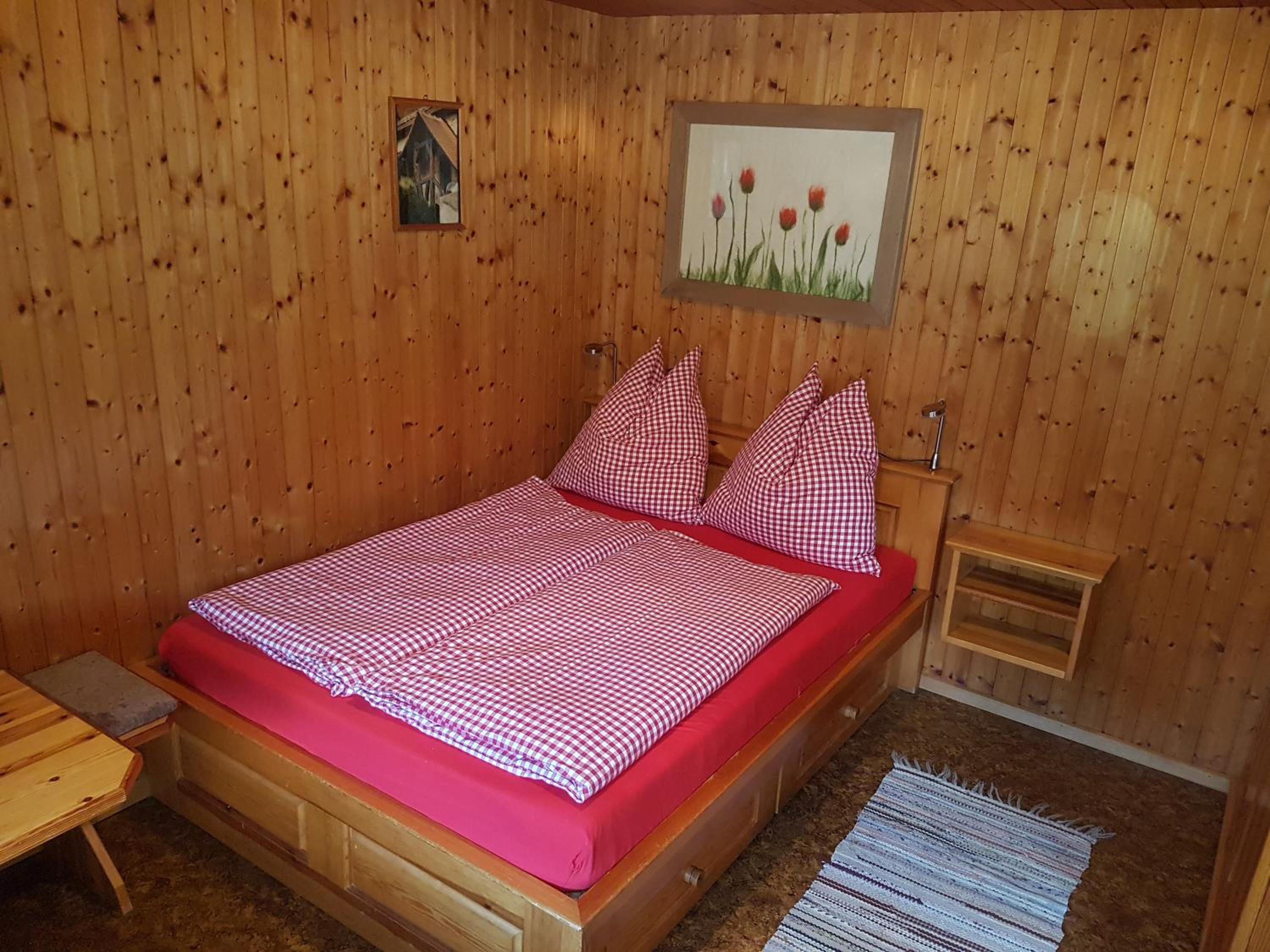 Ferienhaus Stutz links