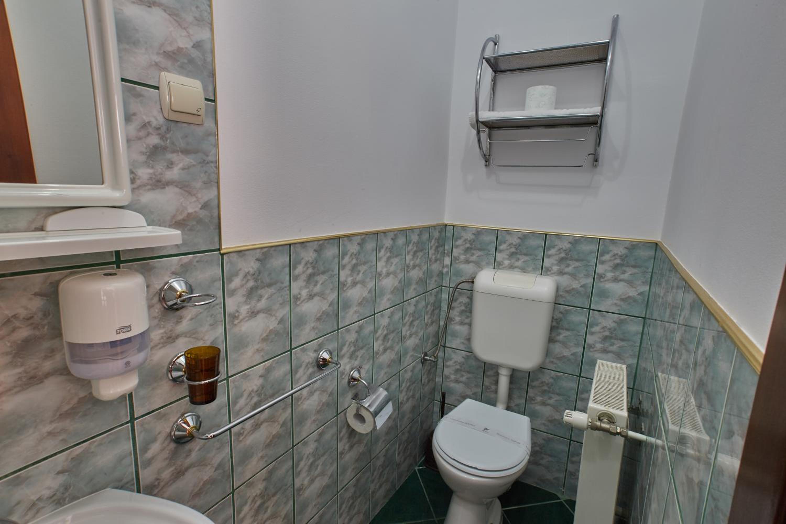 Photo 35