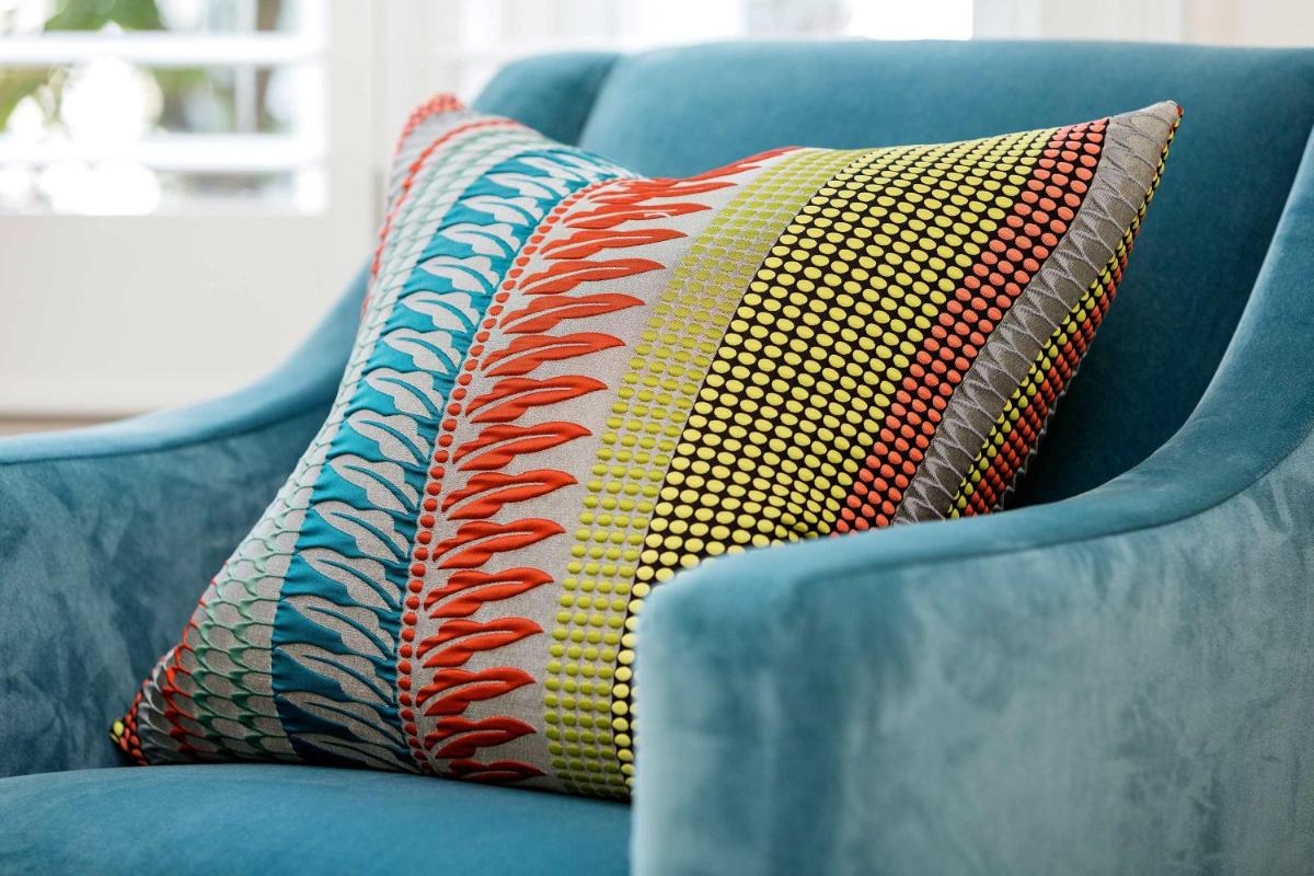 Veeve - Classic Contemporary