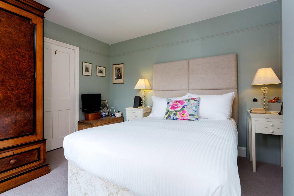 Veeve - Classic Contemporary
