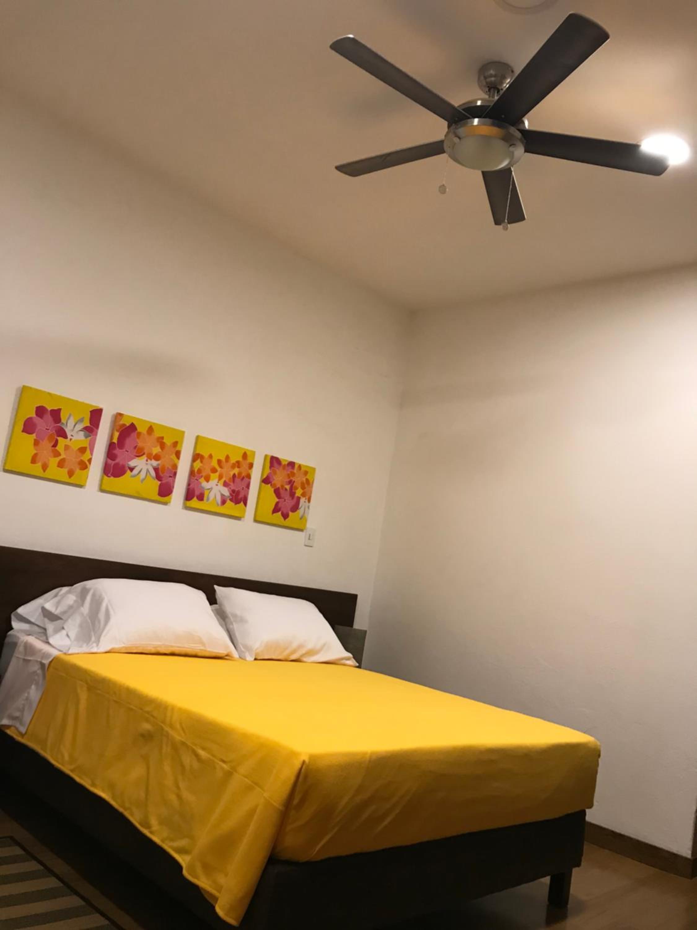 Casa de Balcones