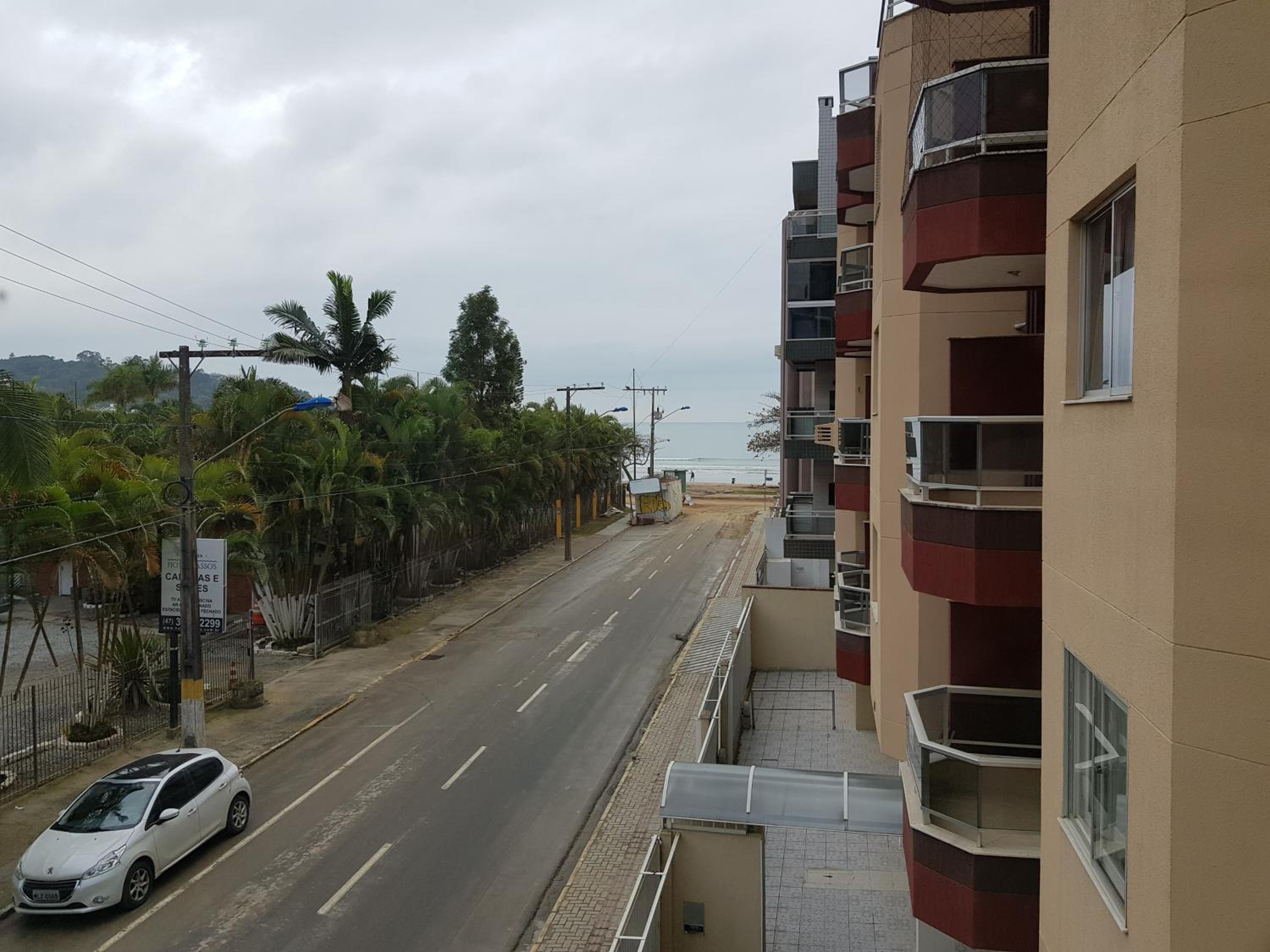 APARTAMENTO 101 - Vista para o Mar - CENTRO ITAPEMA -SC view 2