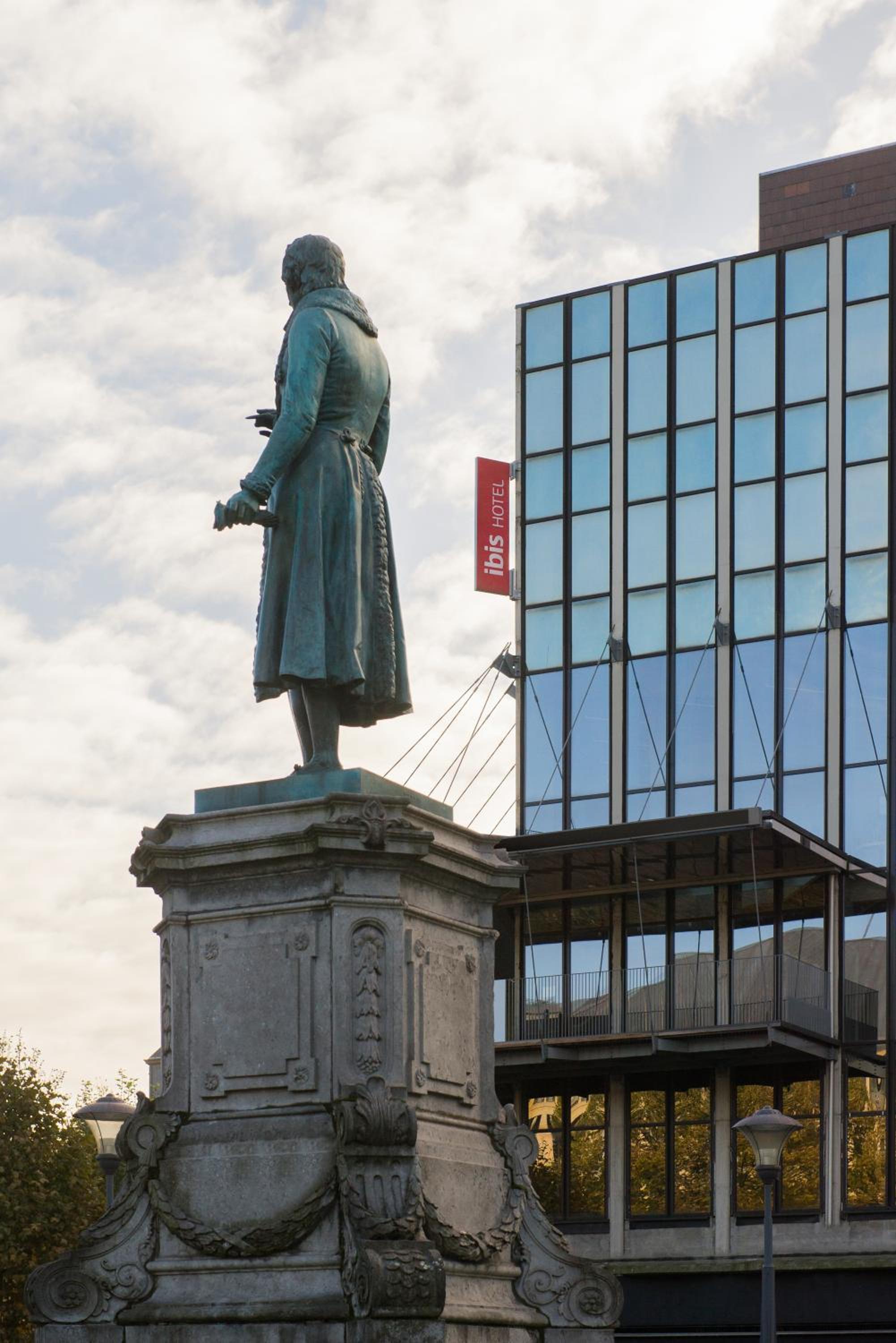 Liege Vacations - ibis Liege Centre Opera - Property Image 10