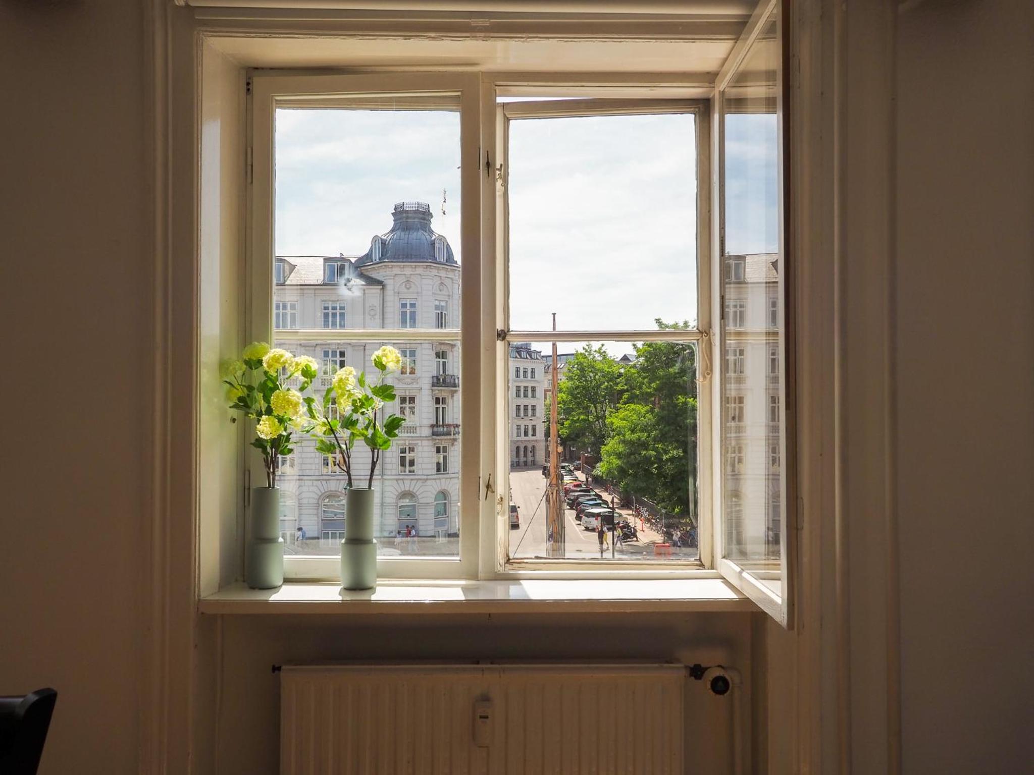 Authentic Copenhagen Apartment by Nyhavn