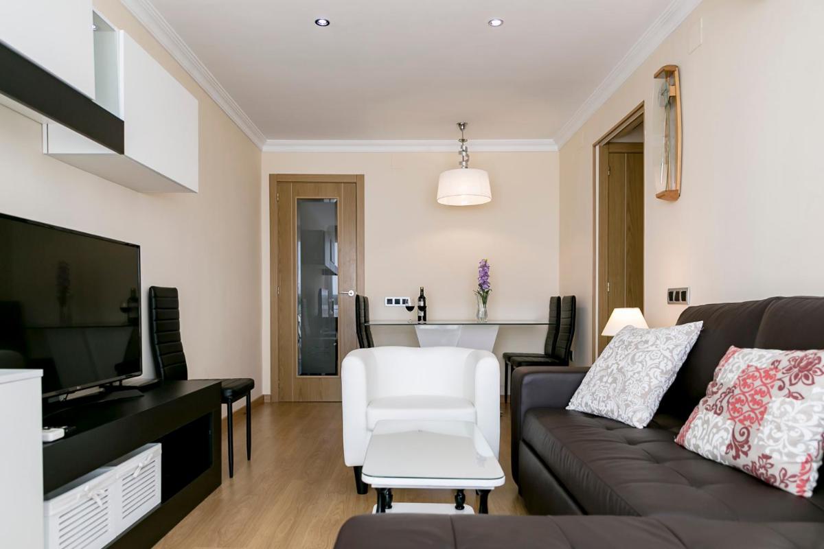 Apartamento Málaga Huelin photo 3