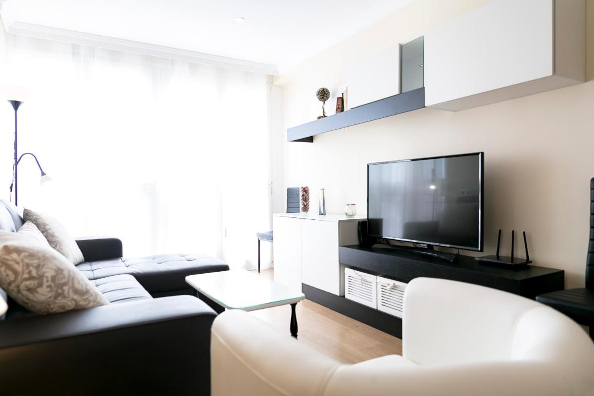 Apartamento Málaga Huelin photo 2