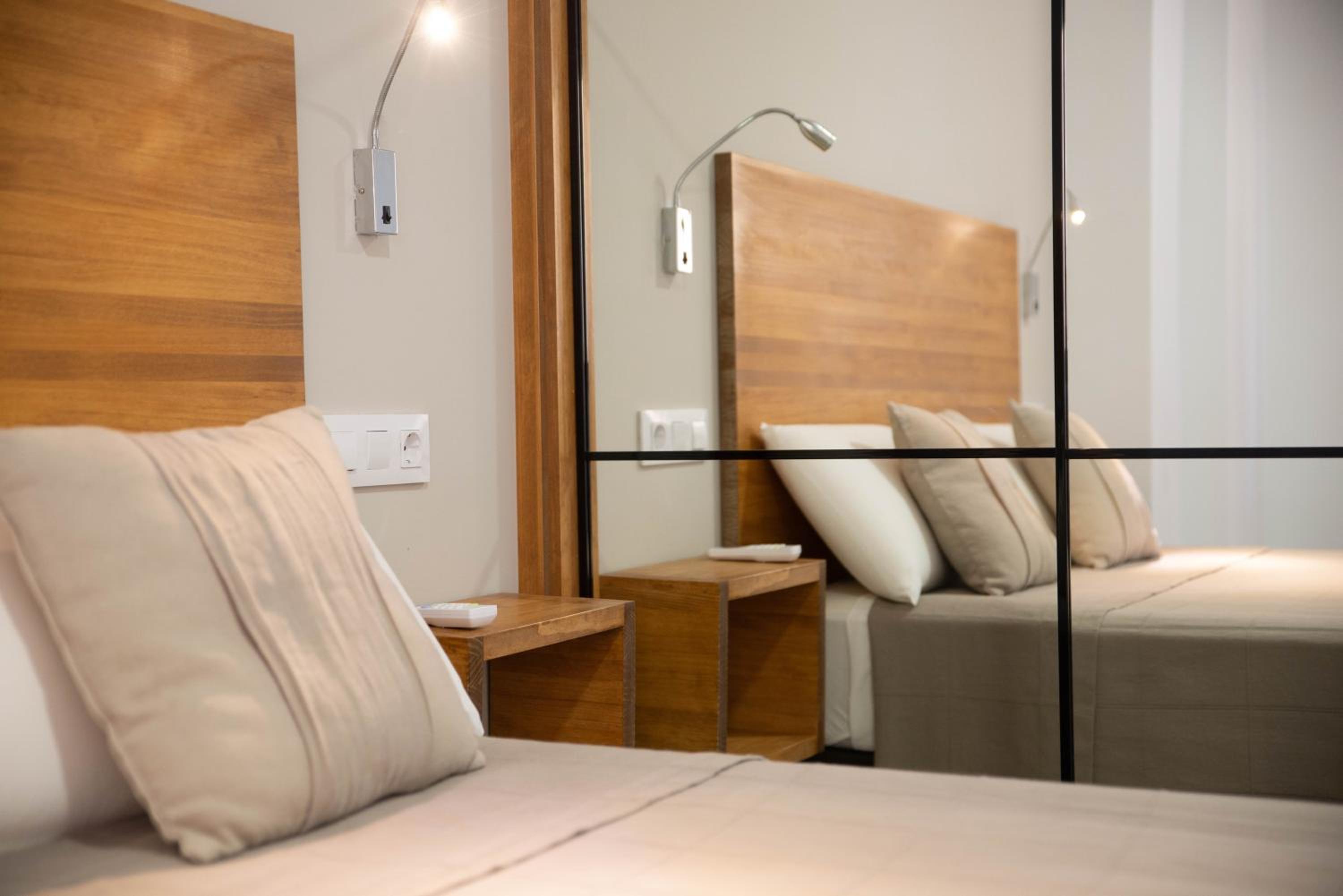 Luxury Apartment Alcazaba by Nagoa Homes