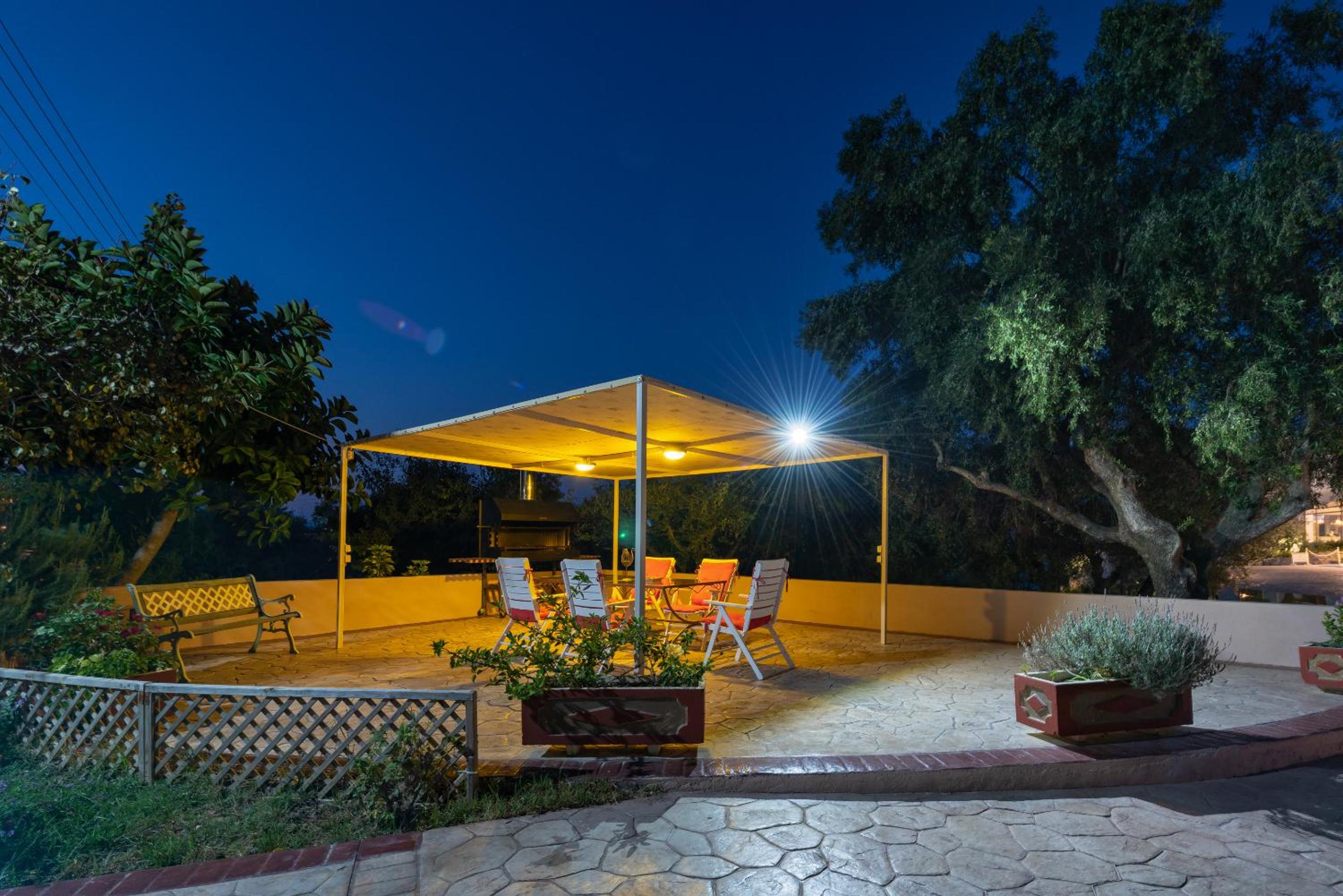 Vasiliki Apartments photo 2