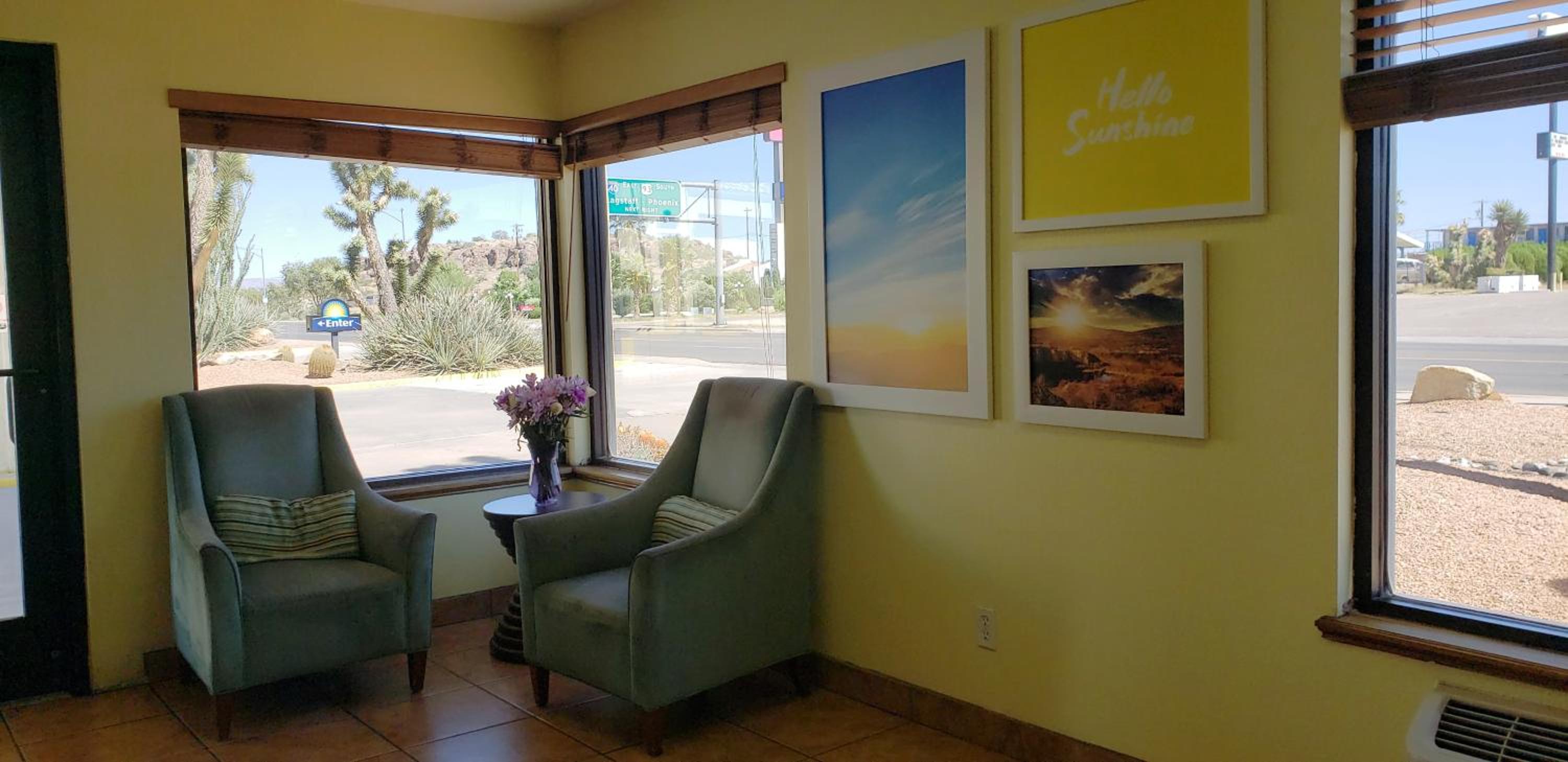Kingman Vacations - Days Inn by Wyndham Kingman West - Property Image 4
