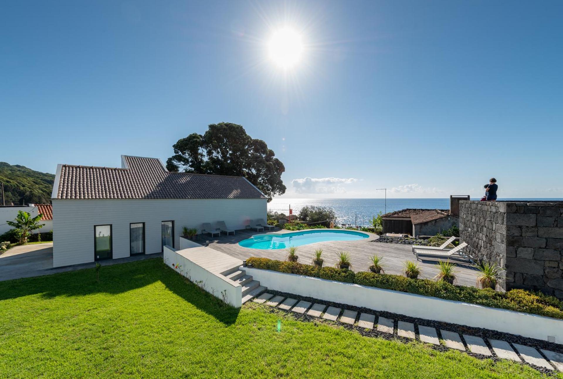 T2 Lux Casa das Pereiras view 3