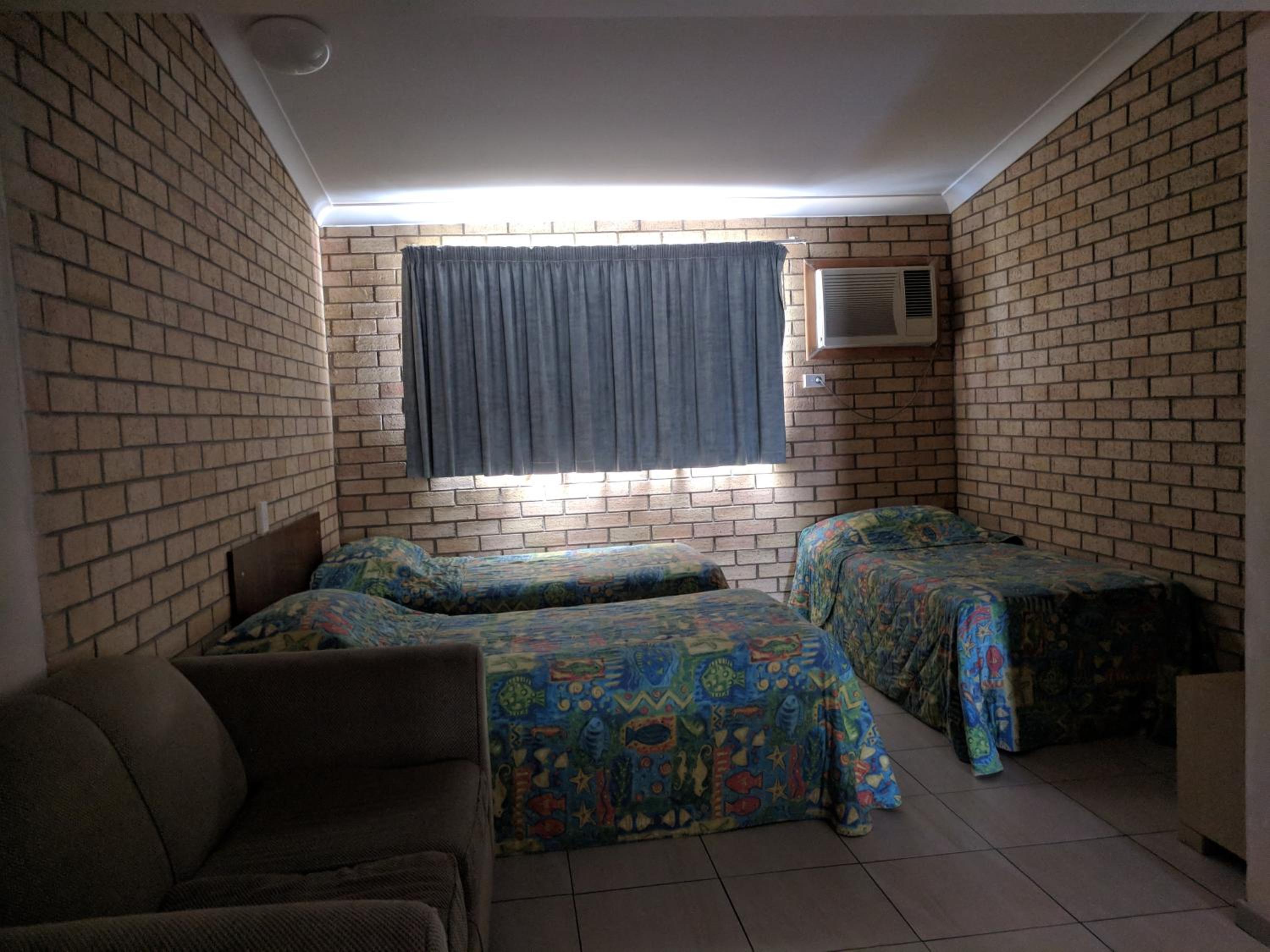 Photo 7