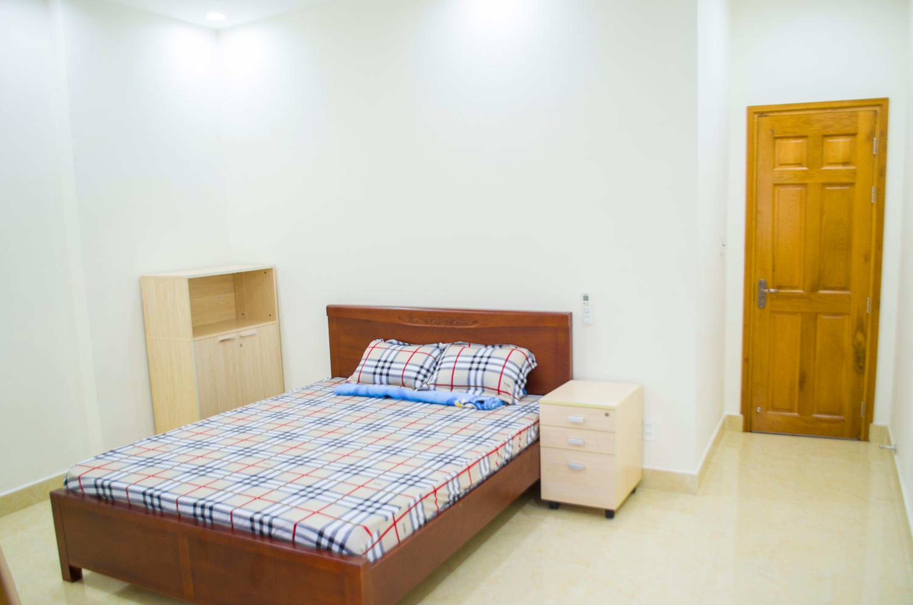 THE MONDAY Apartment