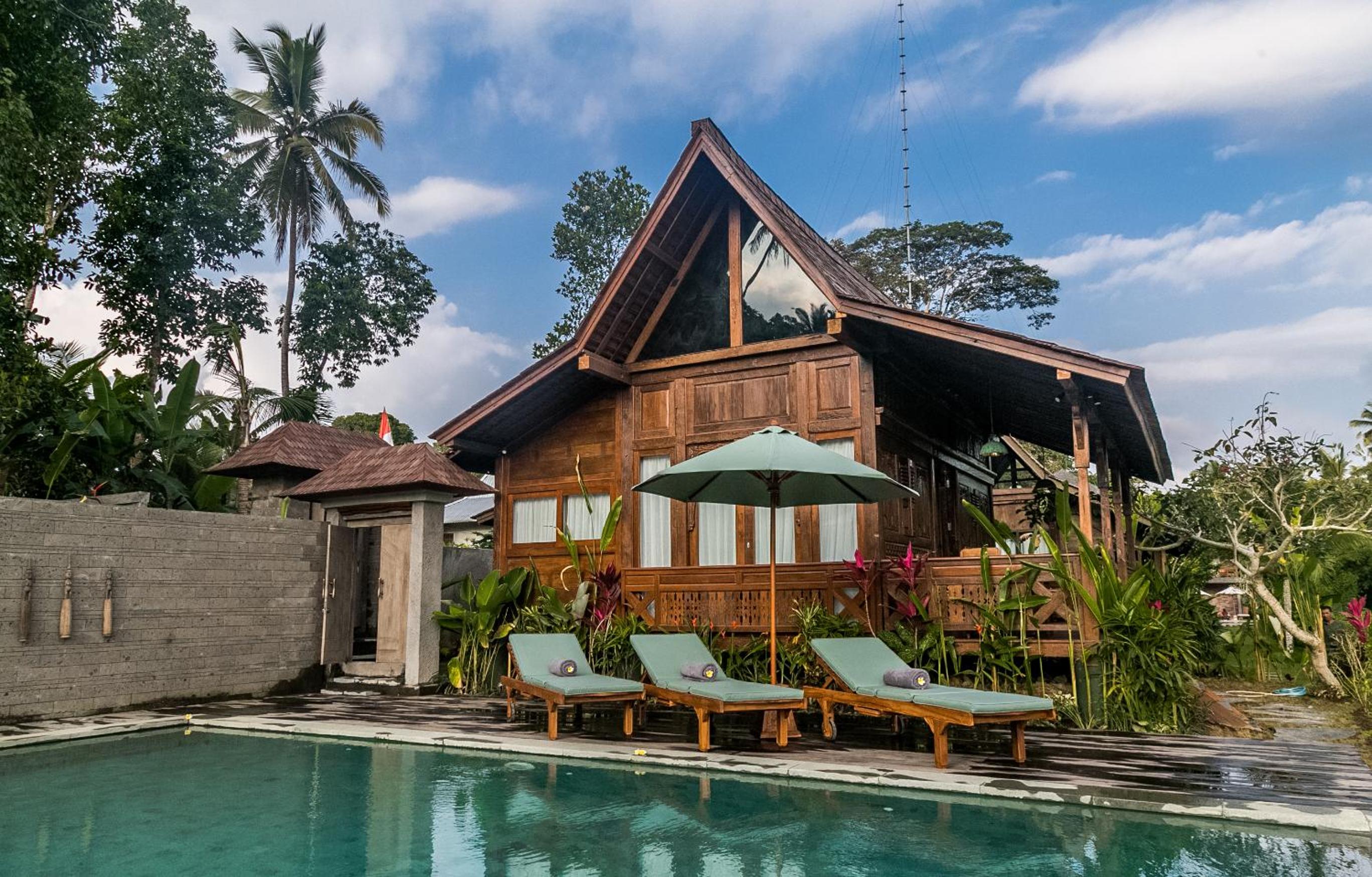 Benisari Batik Garden Cottage