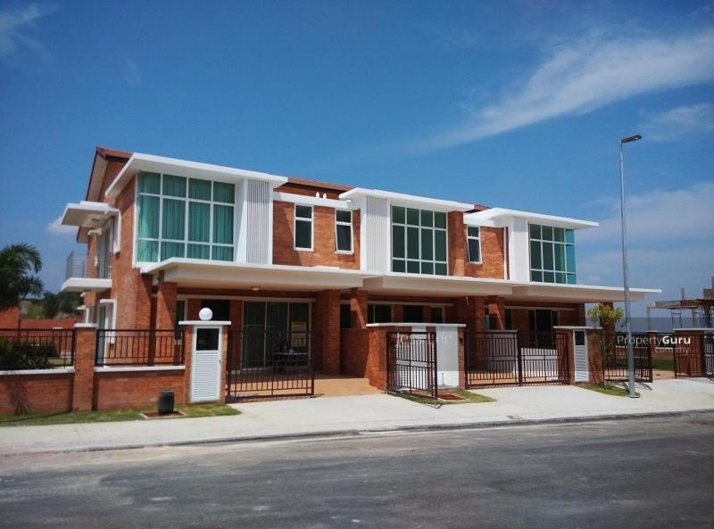 New Vacation Double Storey Home photo 1