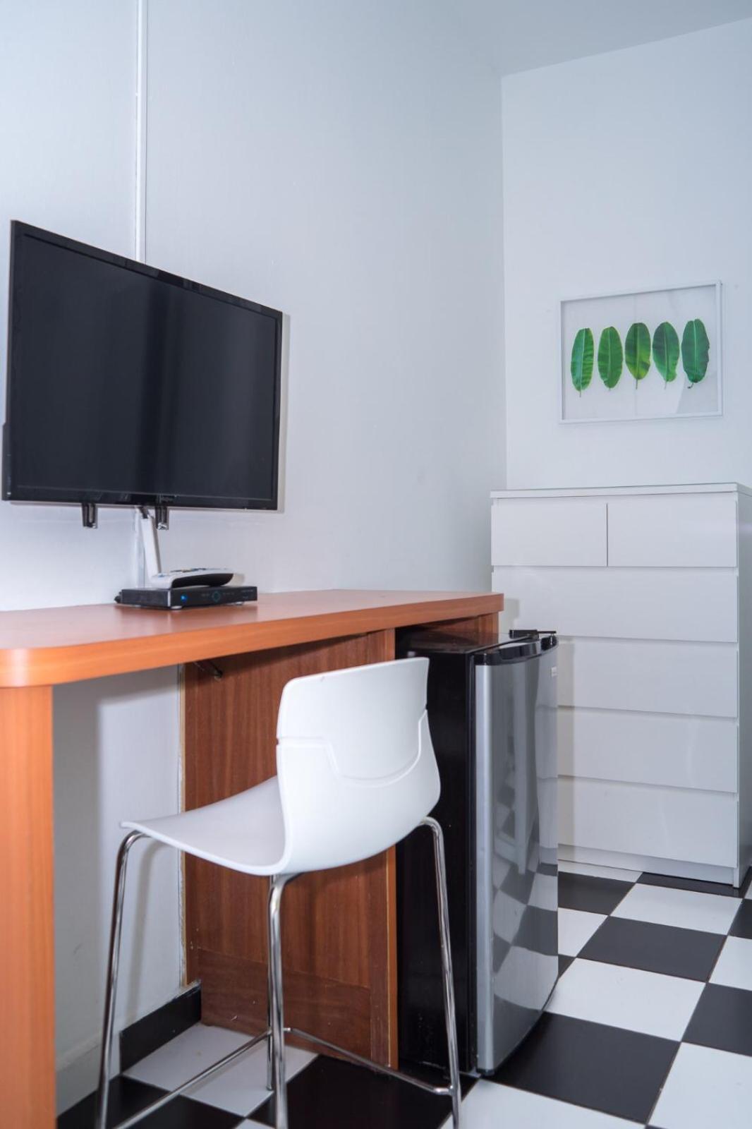 Navona Studios - Property Image 49
