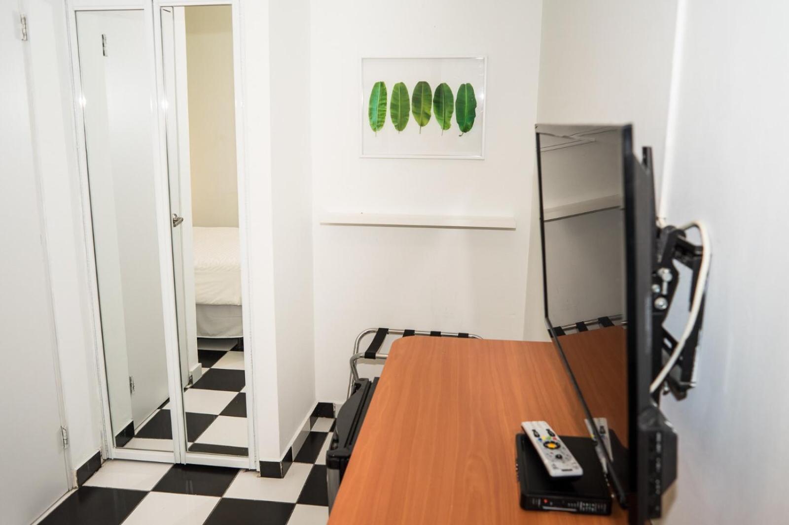 Navona Studios - Property Image 48