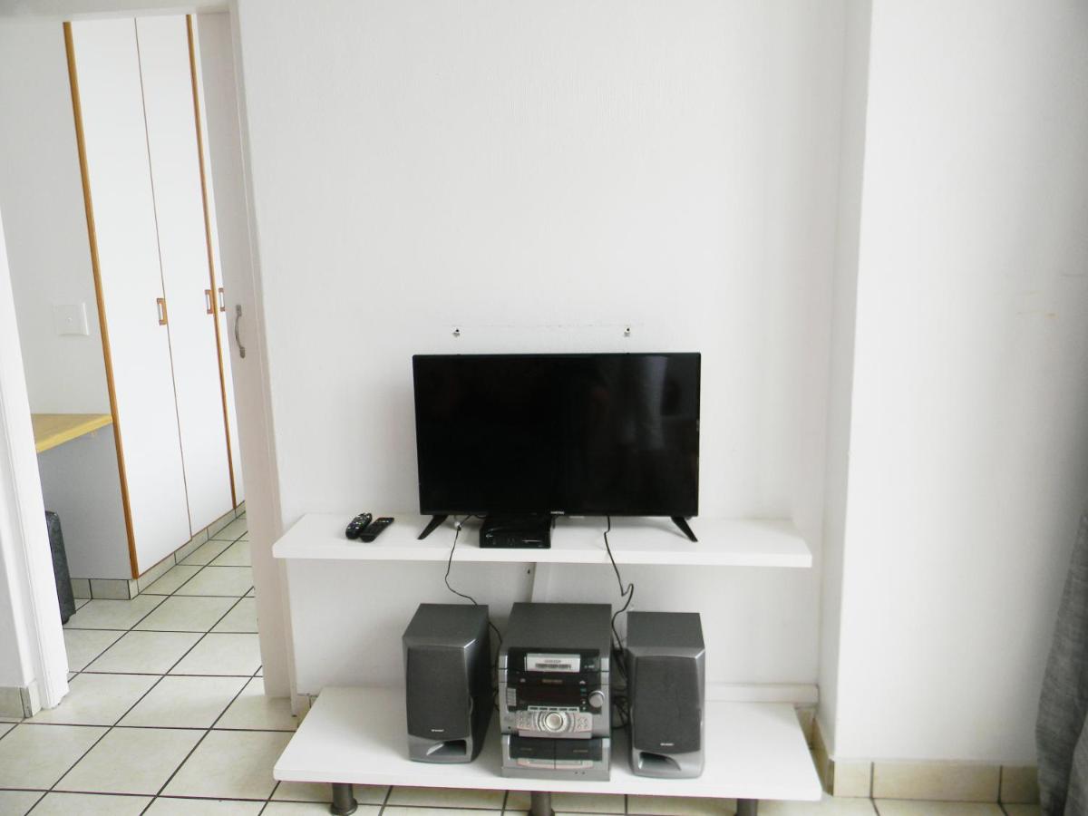 Dumela Margate Flat No 14, Margate, photo 3 of 16