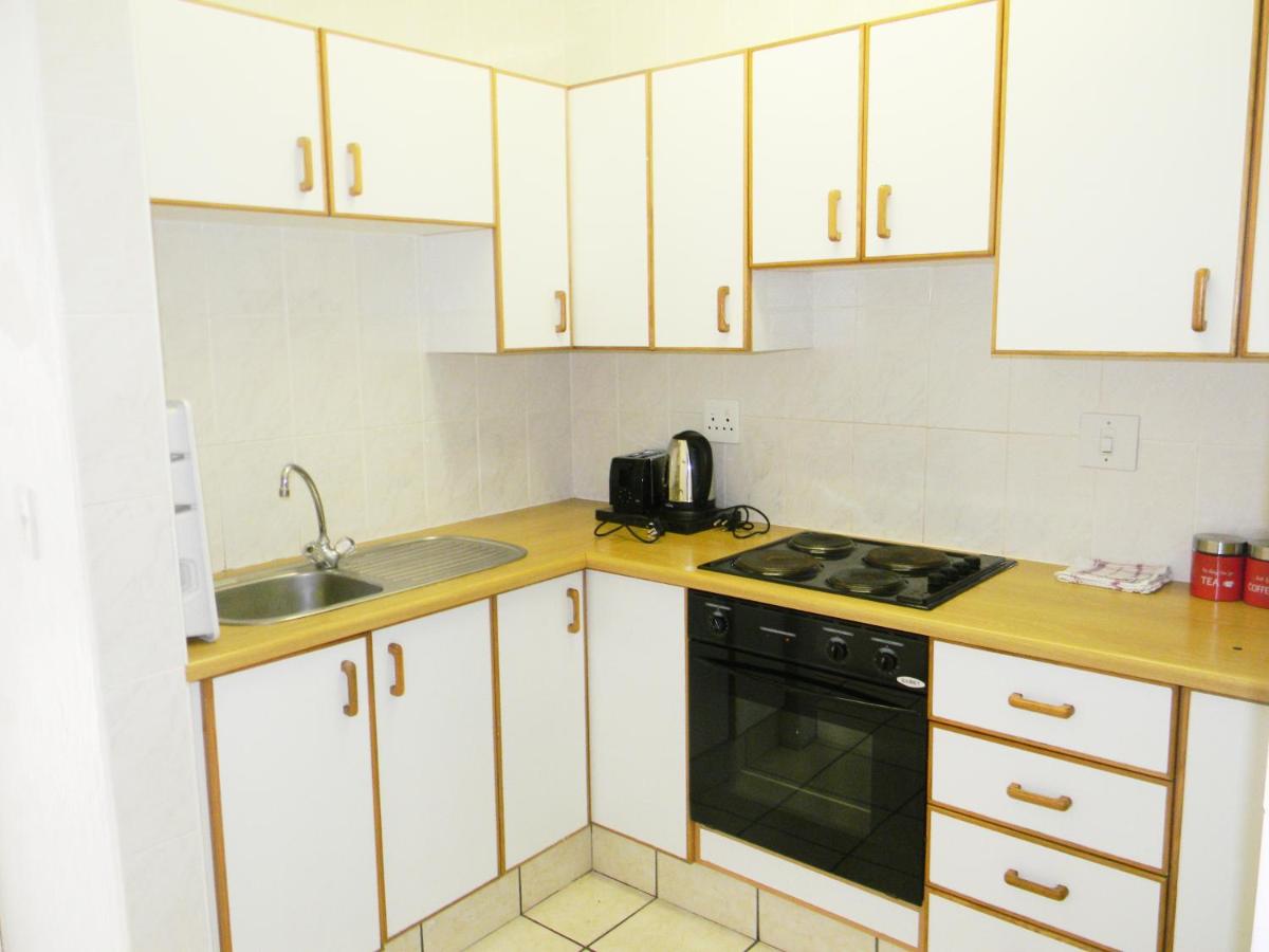 Dumela Margate Flat No 14, Margate, photo 4 of 16